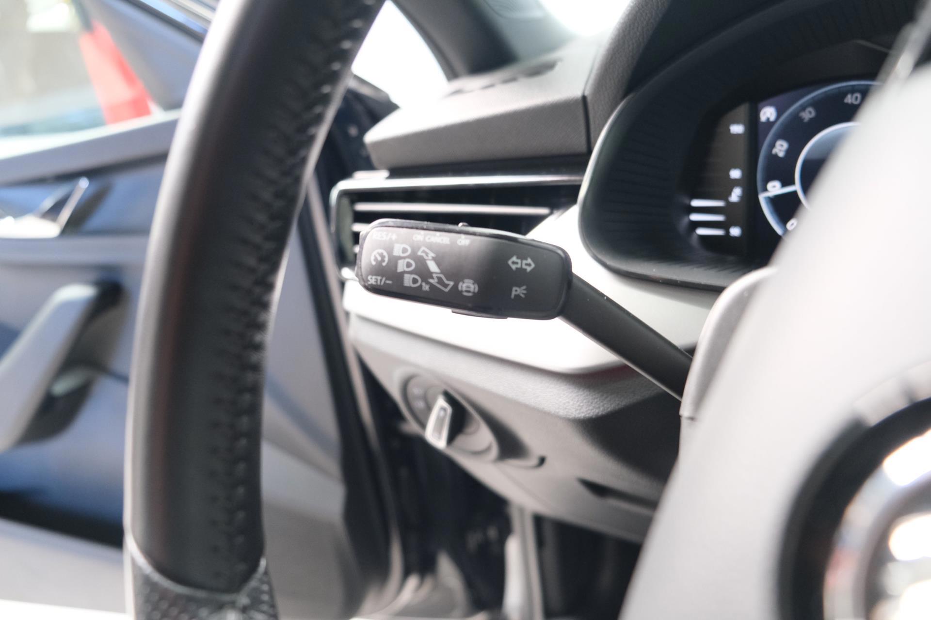 Skoda Kamiq 1.5 TSI ACT Sport Business (2021), foto 18
