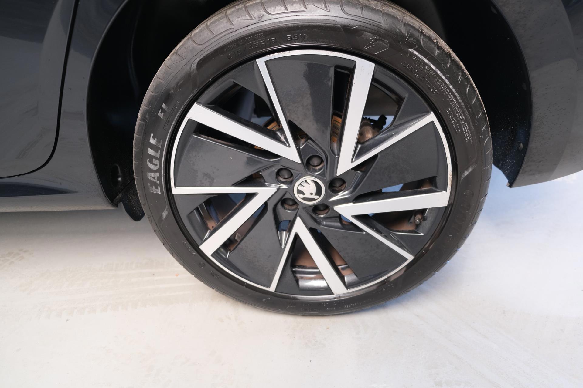 Skoda Kamiq 1.5 TSI ACT Sport Business (2021), foto 19