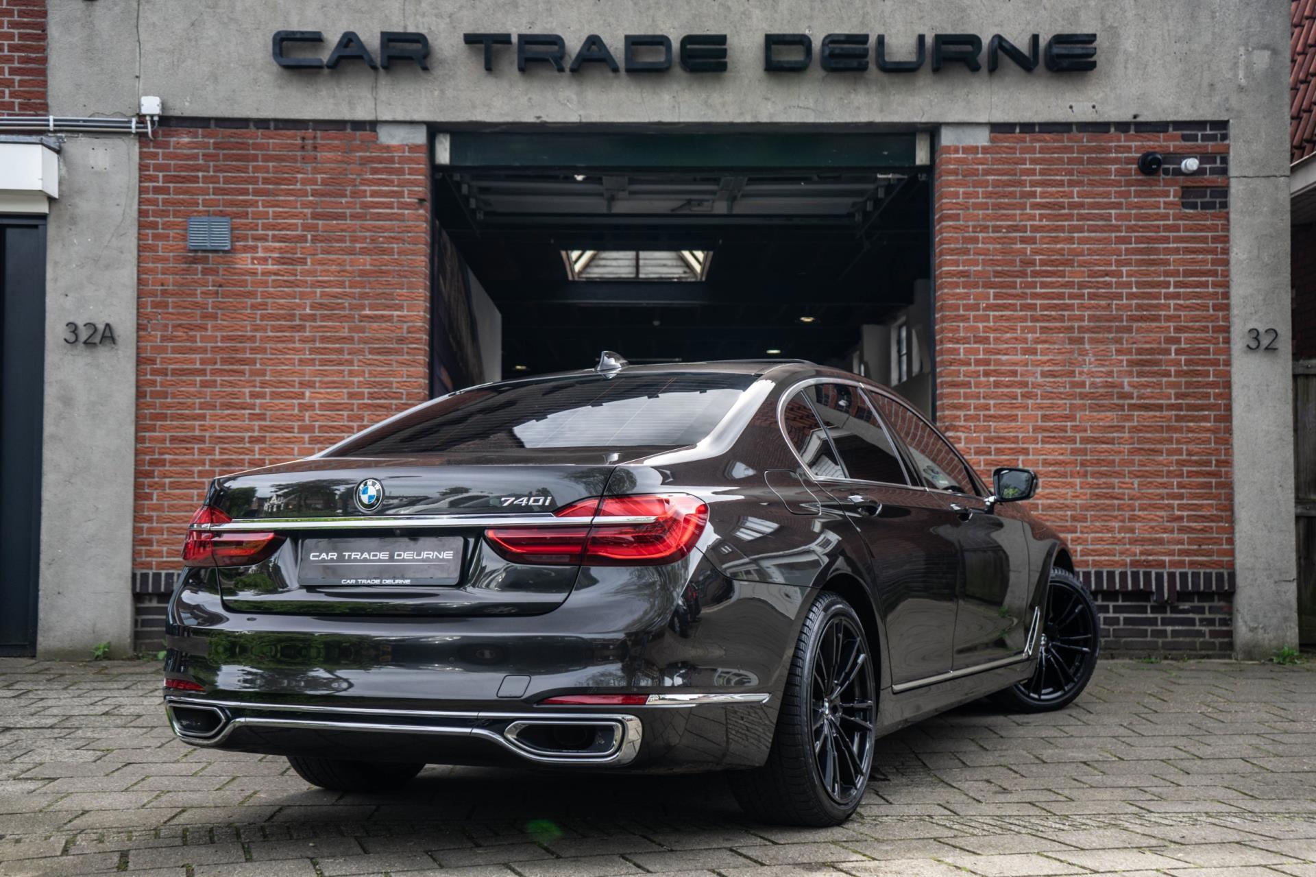 BMW 7-Serie 740i High Executive Soft Close (2018), foto 2