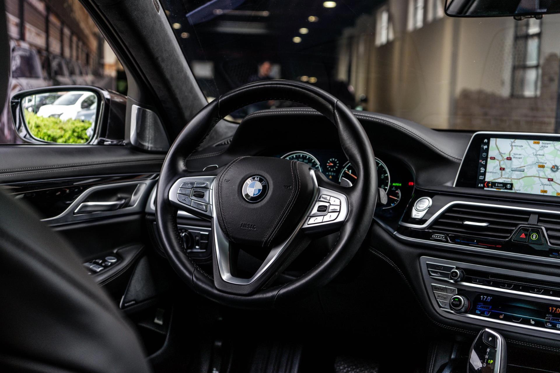 BMW 7-Serie 740i High Executive Soft Close (2018), foto 11