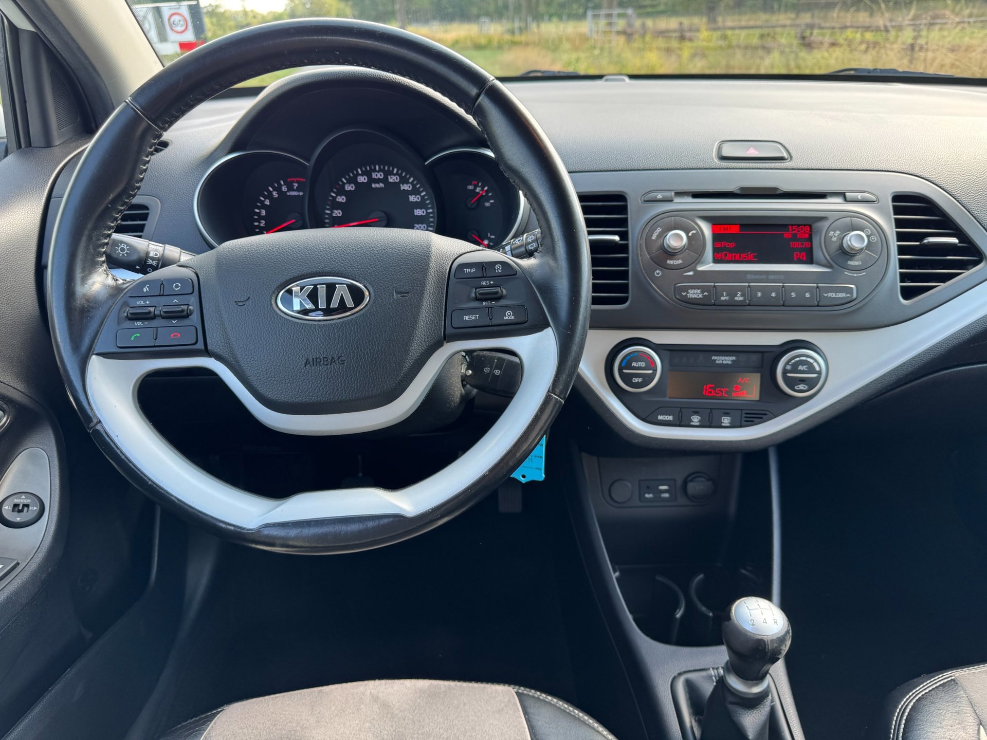 Kia Picanto 1.0 CVVT ColorLine (2016), foto 13