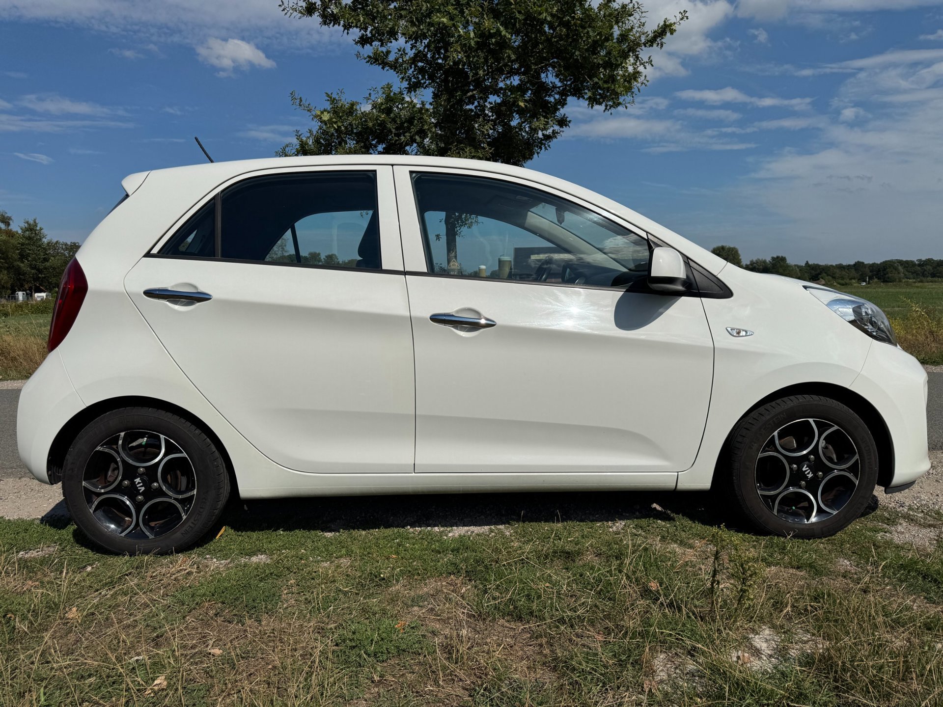 Kia Picanto 1.0 CVVT ColorLine (2016), foto 4