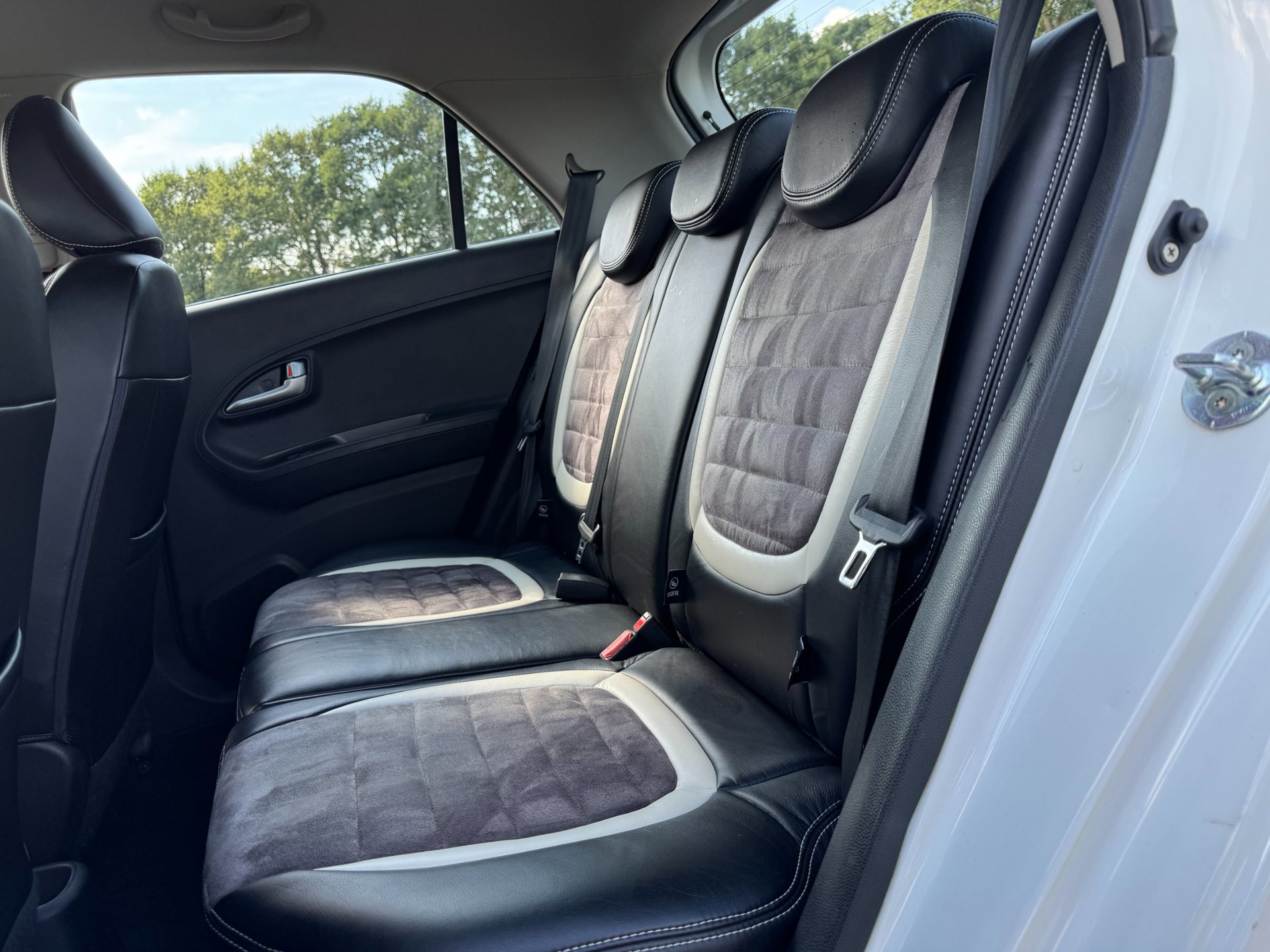 Kia Picanto 1.0 CVVT ColorLine (2016), foto 8