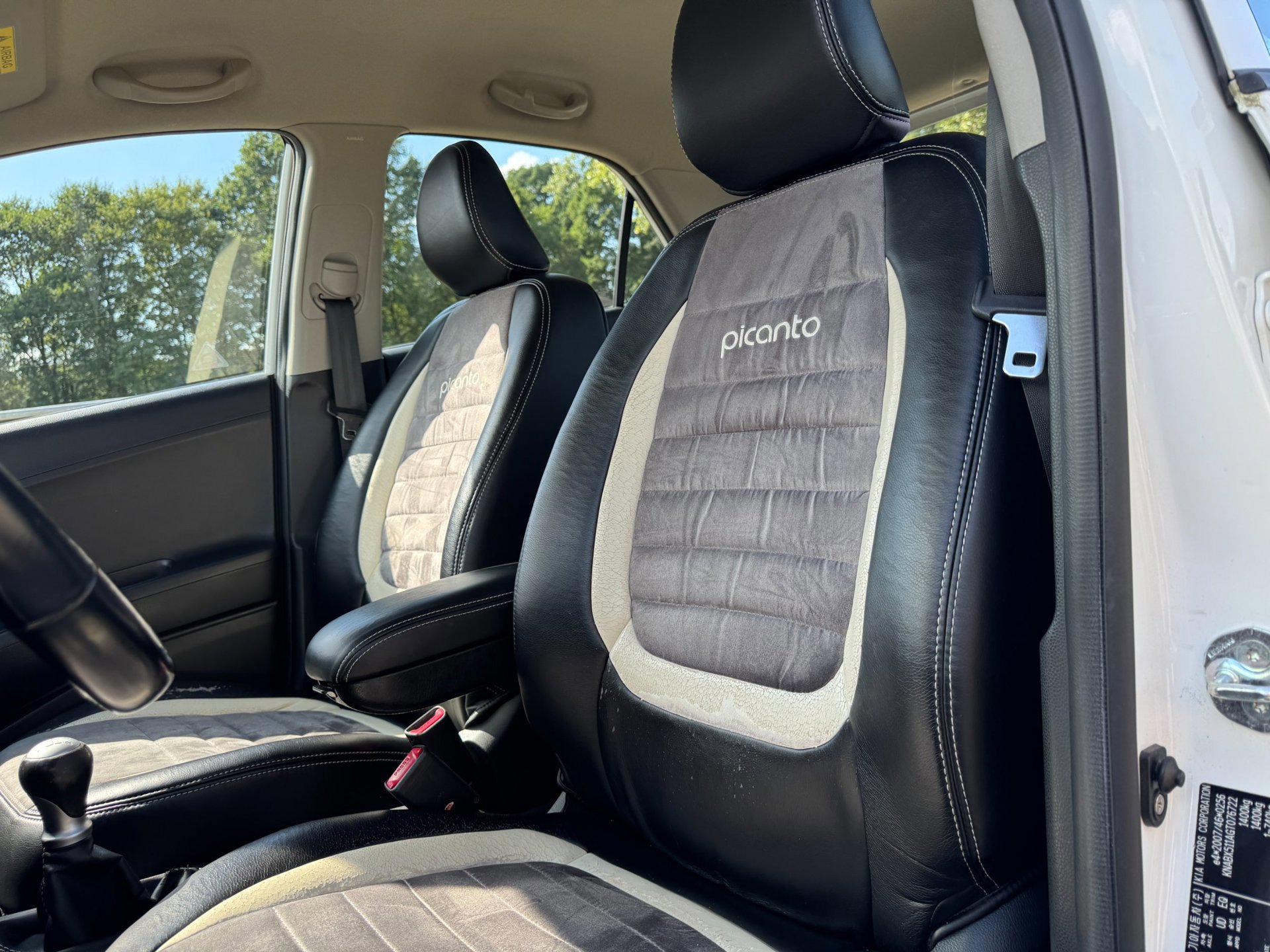 Kia Picanto 1.0 CVVT ColorLine (2016), foto 9