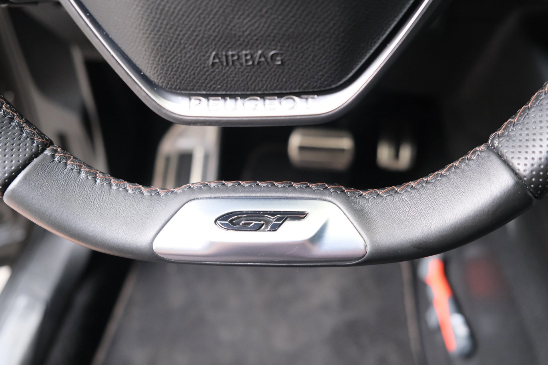 Peugeot 3008 1.6 HYbrid 225 GT (2022), foto 30