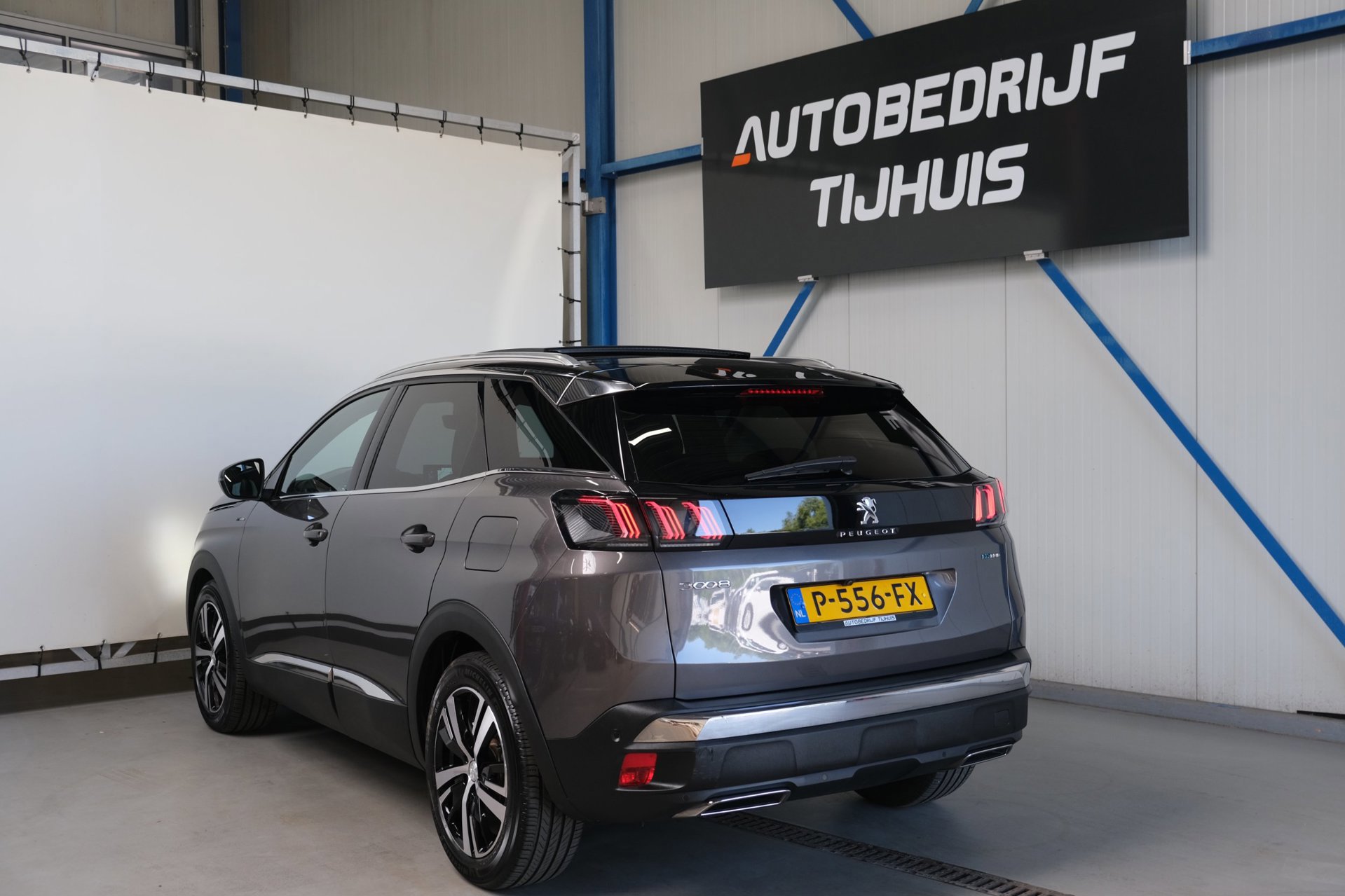 Peugeot 3008 1.6 HYbrid 225 GT (2022), foto 4