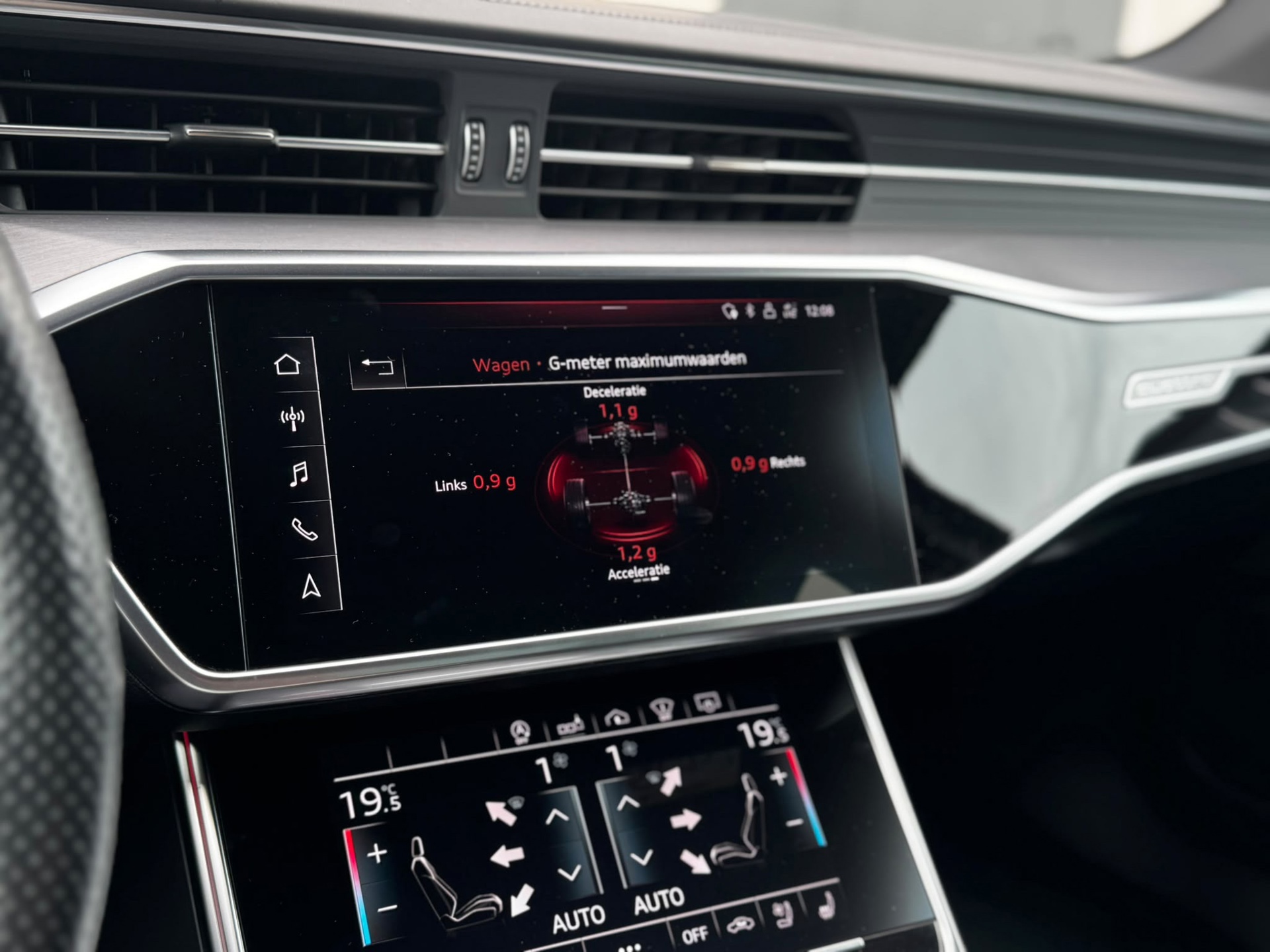 Audi A6 Avant RS 6 TFSI quattro (2020), foto 24