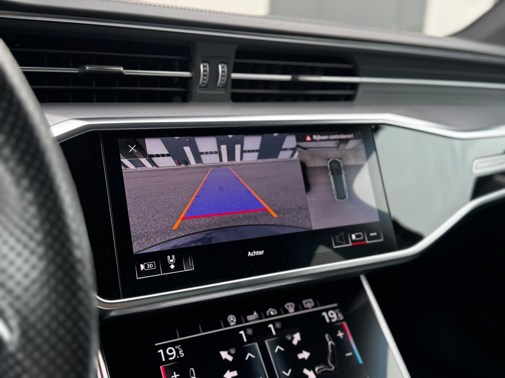 Audi A6 Avant RS 6 TFSI quattro (2020), foto 25