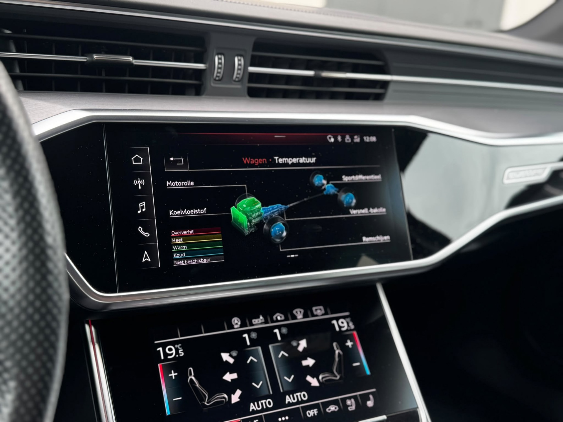 Audi A6 Avant RS 6 TFSI quattro (2020), foto 26
