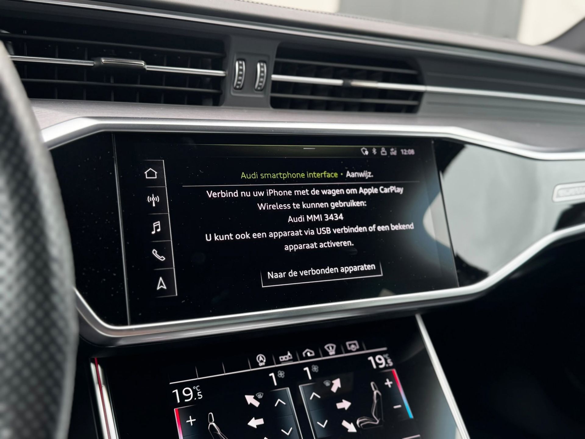 Audi A6 Avant RS 6 TFSI quattro (2020), foto 29