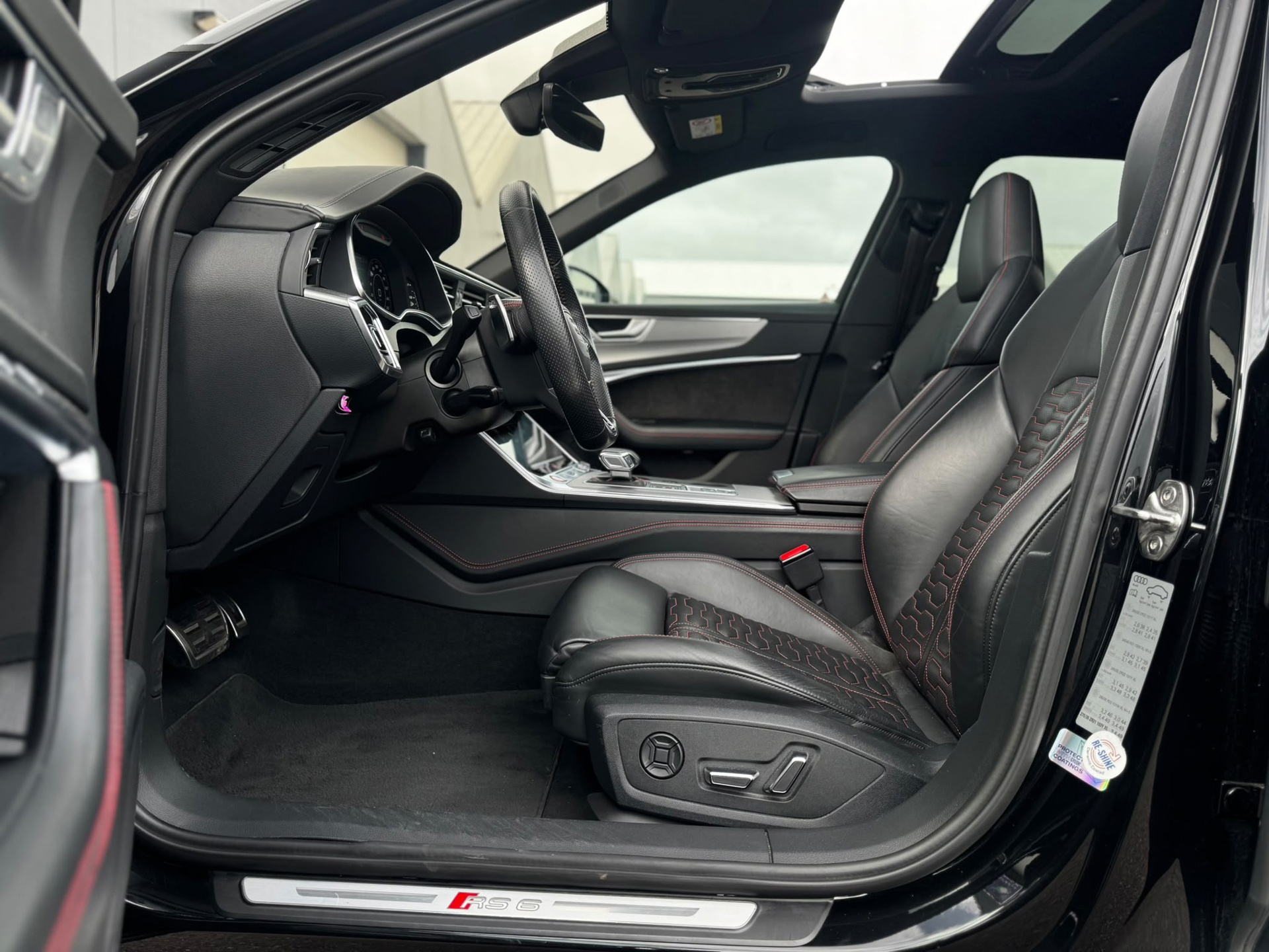 Audi A6 Avant RS 6 TFSI quattro (2020), foto 9