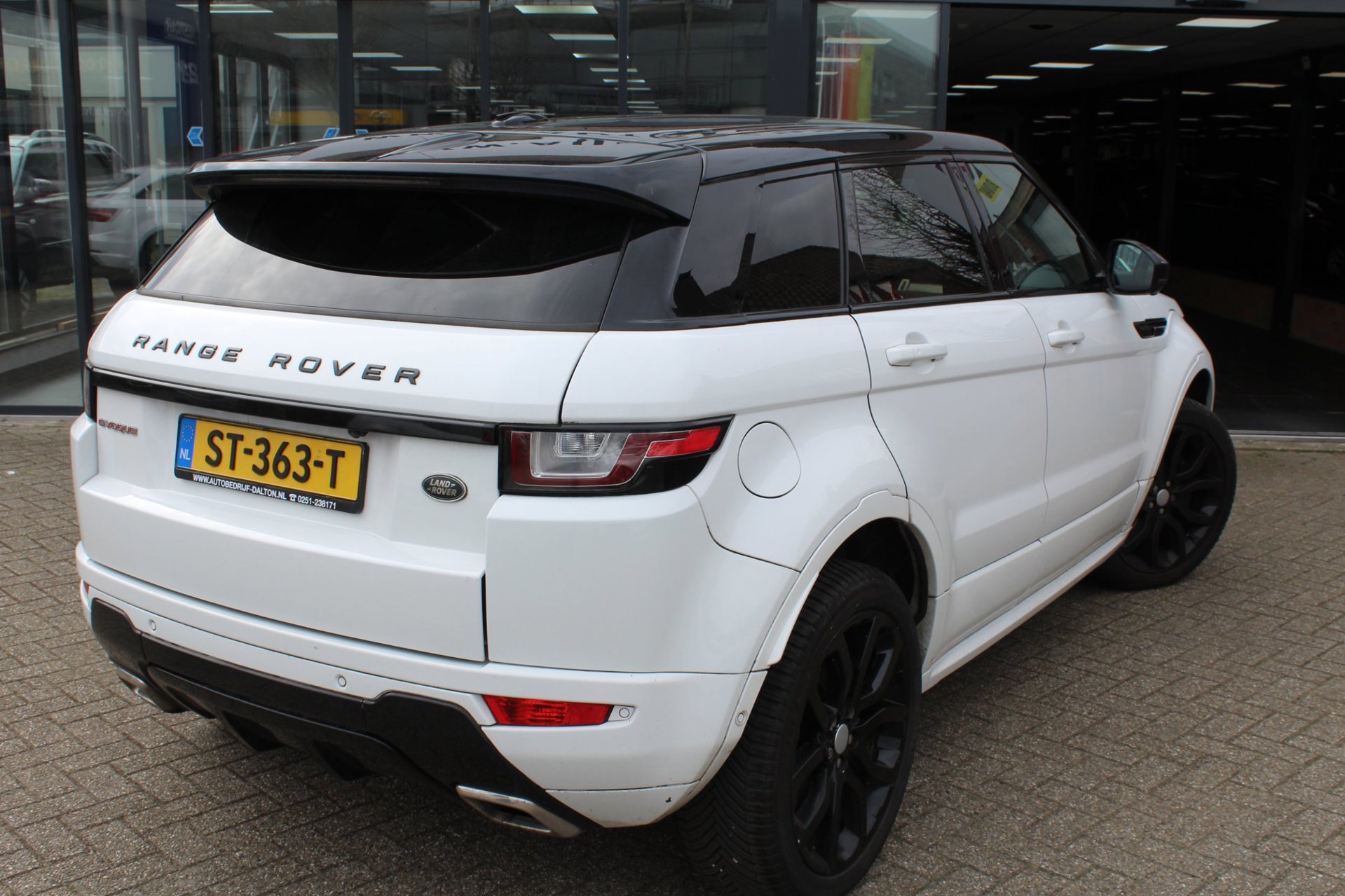 Land Rover Range Evoque 2.0 Si4 Autobiography (2016), foto 13