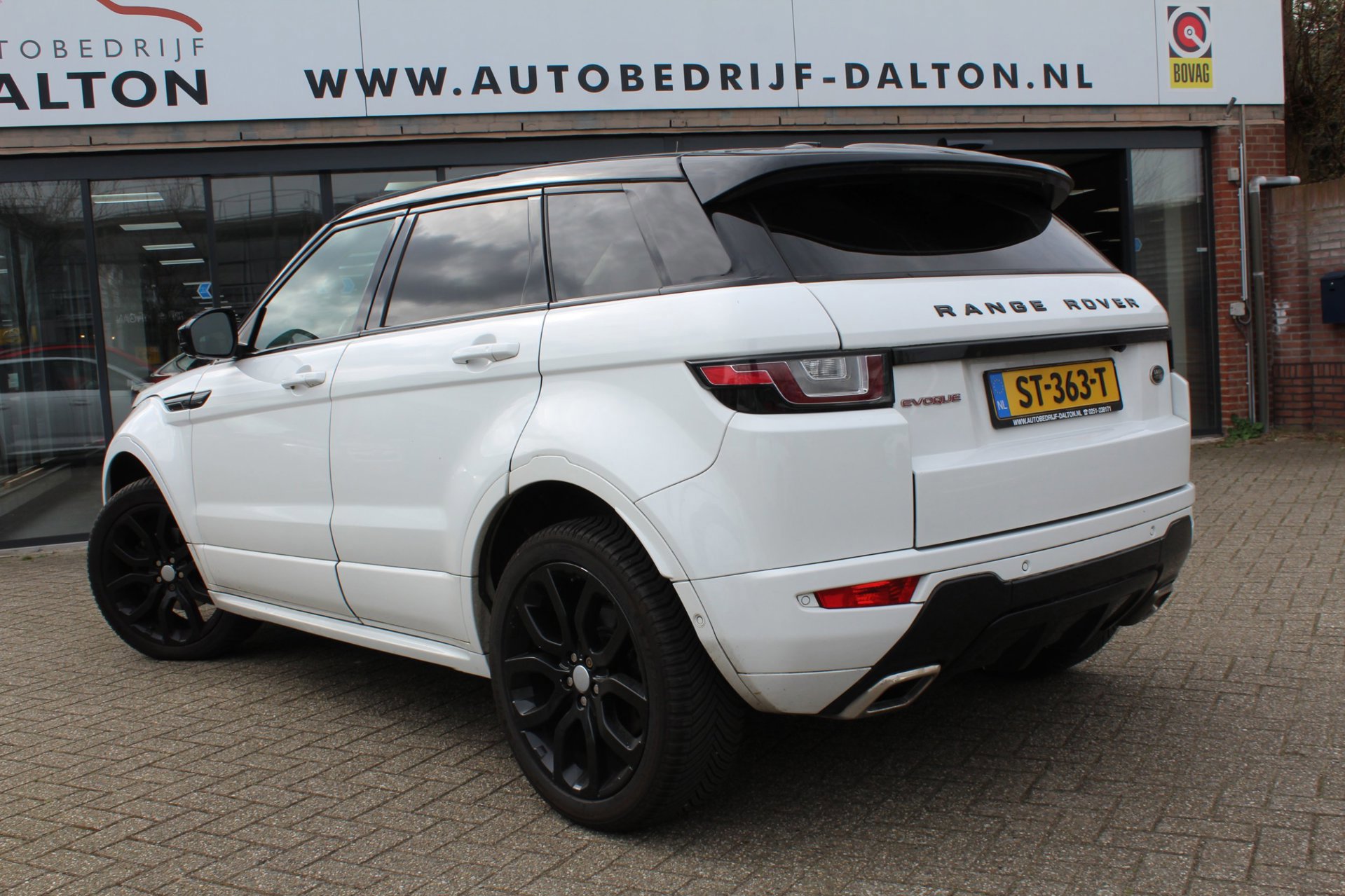 Land Rover Range Evoque 2.0 Si4 Autobiography (2016), foto 14