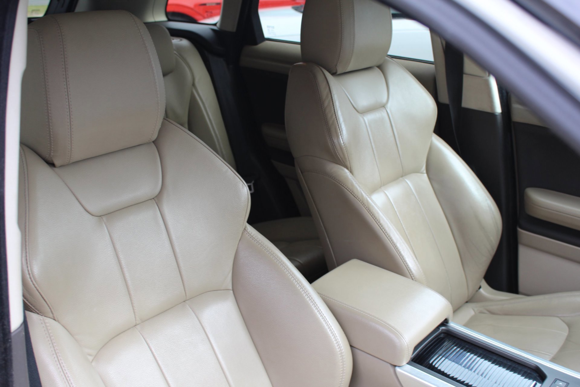 Land Rover Range Evoque 2.0 Si4 Autobiography (2016), foto 19