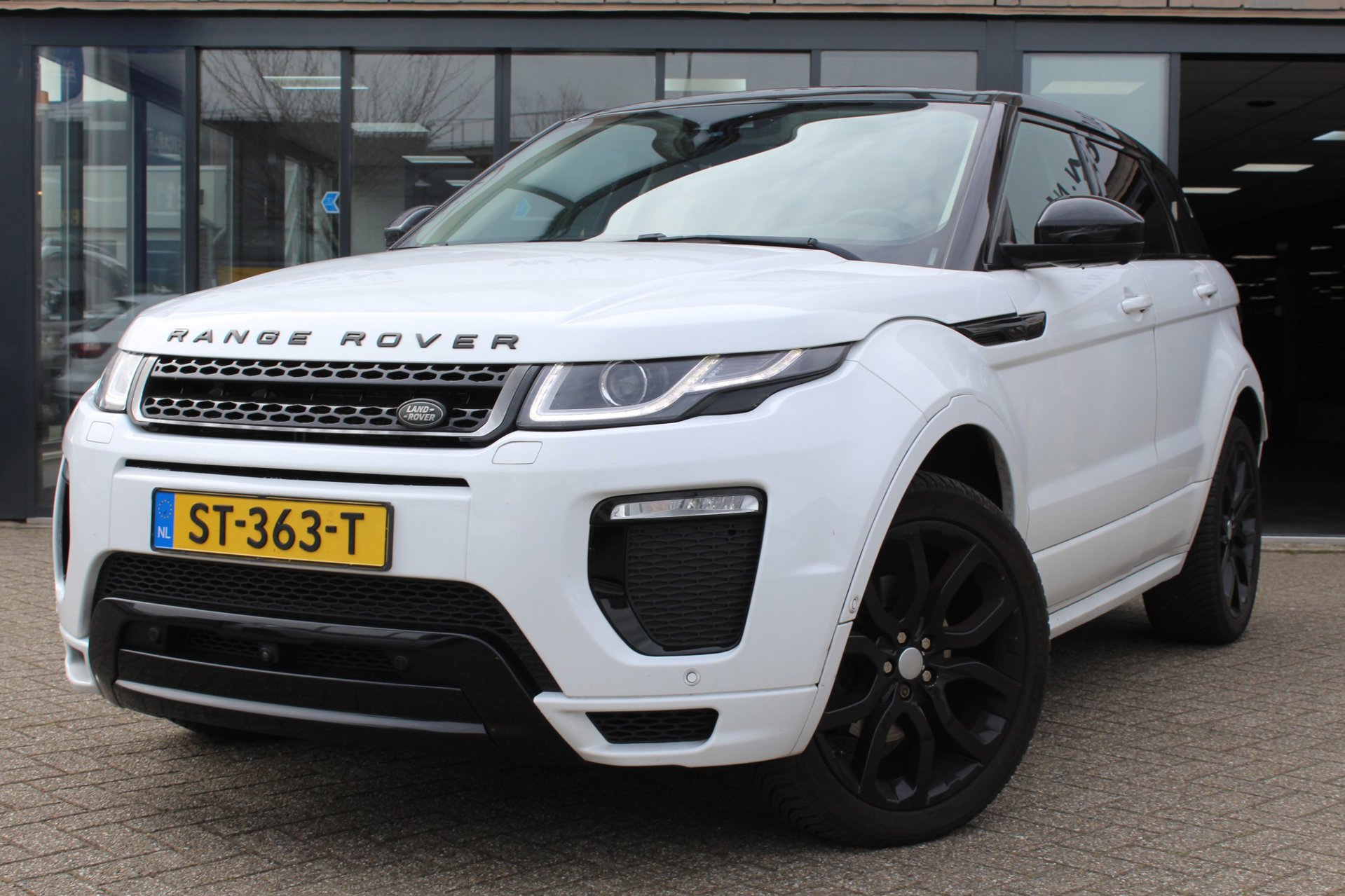 Land Rover Range Evoque 2.0 Si4 Autobiography (2016), foto 8