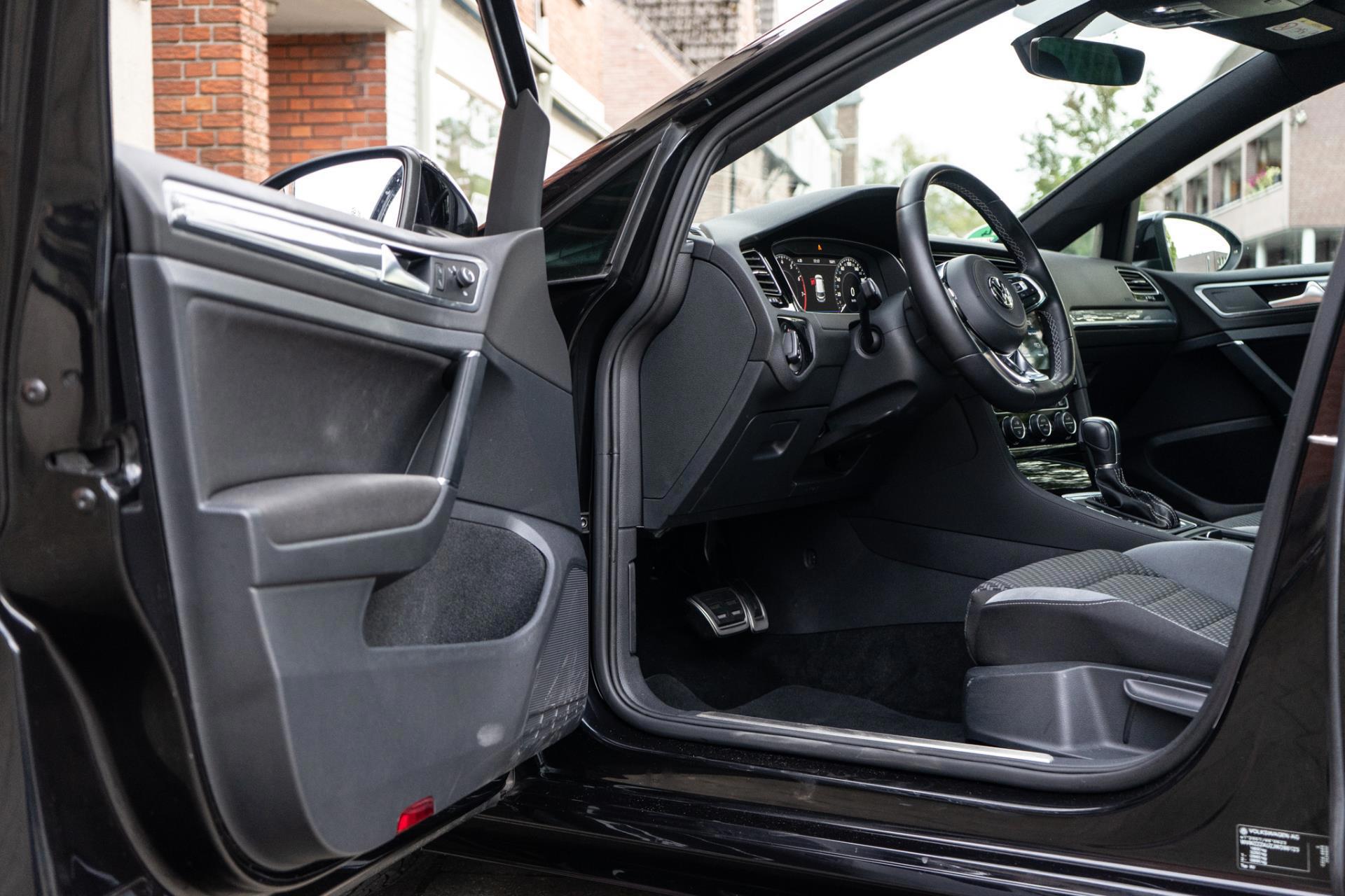 Volkswagen Golf 1.5 TSI Highline R-Line 150PK (2018), foto 18
