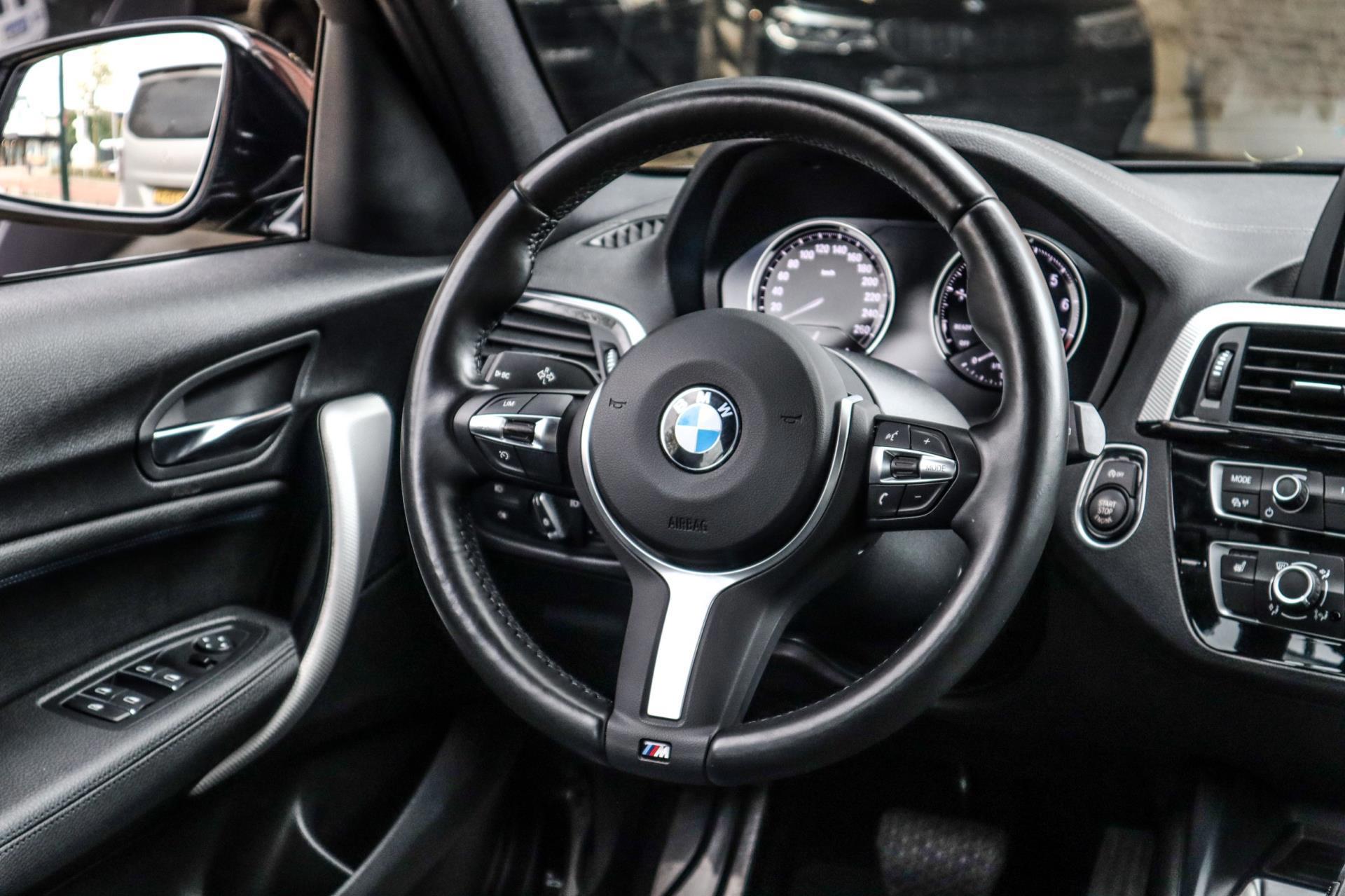BMW 1-Serie 118i Edition M Sport Shadow Executive (2018), foto 13