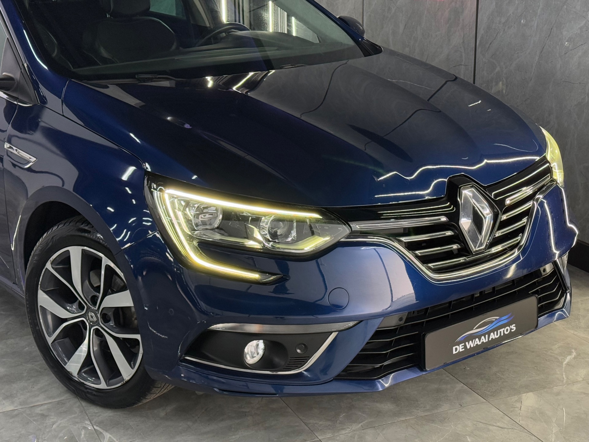 Renault Mégane Estate 1.2 TCe Bose (2017), foto 12