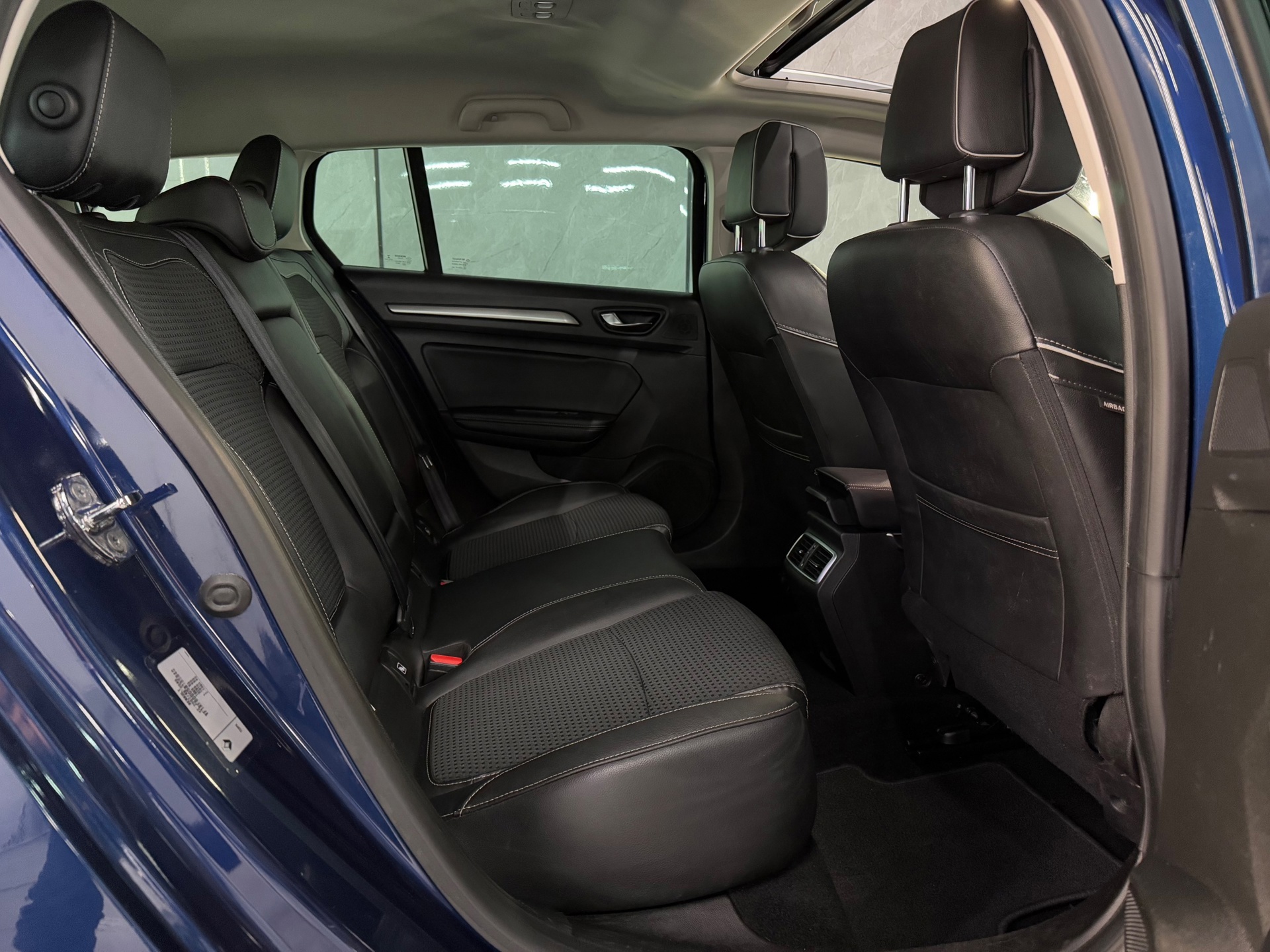 Renault Mégane Estate 1.2 TCe Bose (2017), foto 15