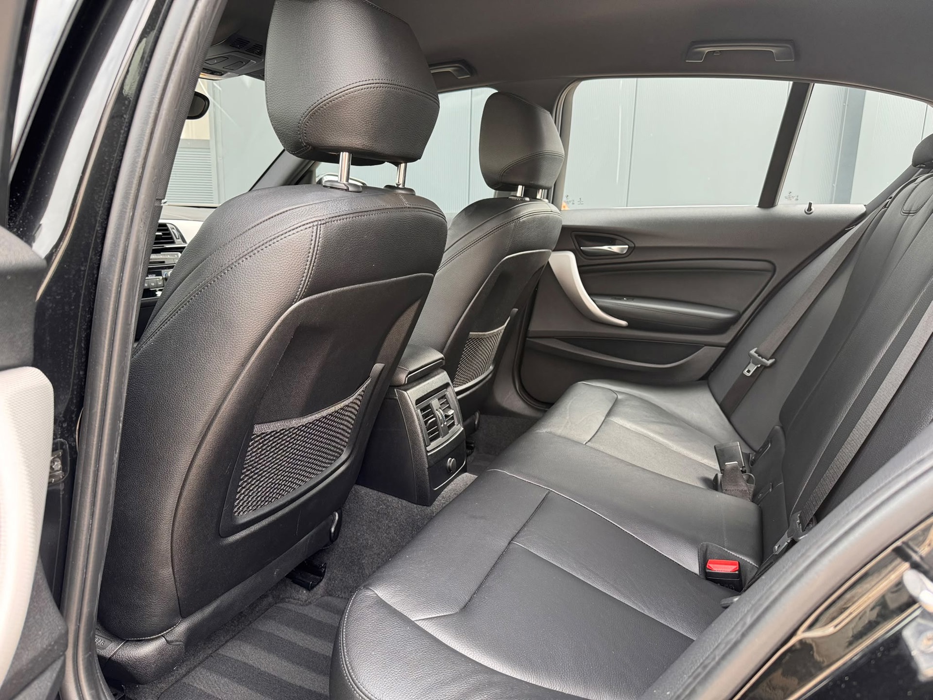 BMW 1-Serie 118i High Executive M-SPORT AUT (2019), foto 15