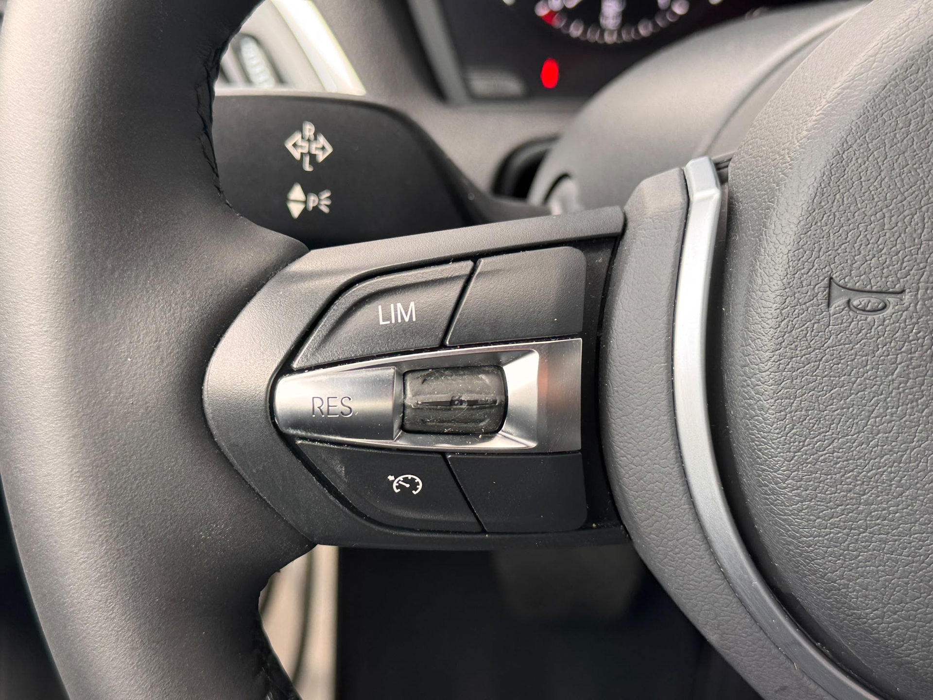 BMW 1-Serie 118i High Executive M-SPORT AUT (2019), foto 18