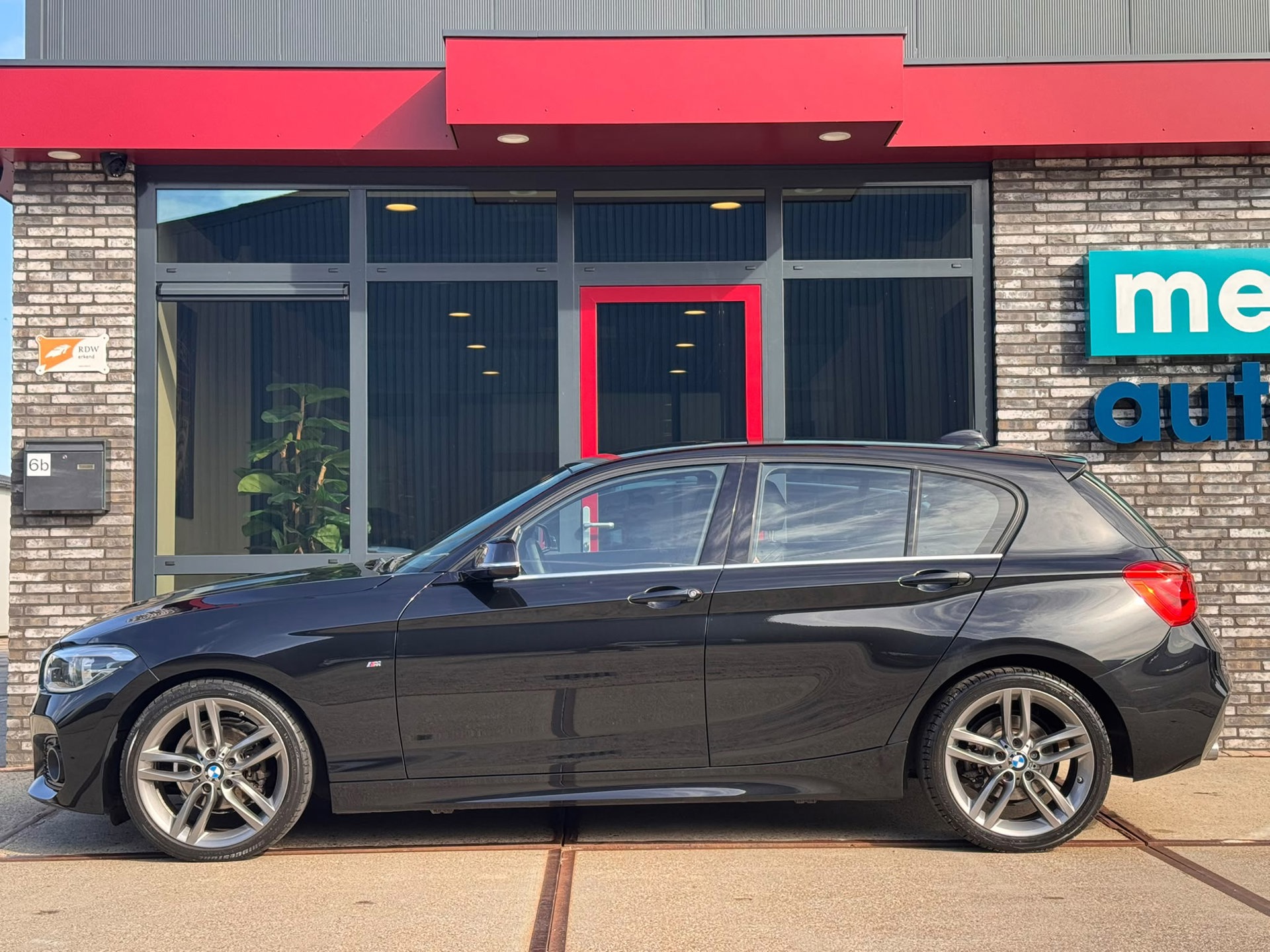 BMW 1-Serie 118i High Executive M-SPORT AUT (2019), foto 26