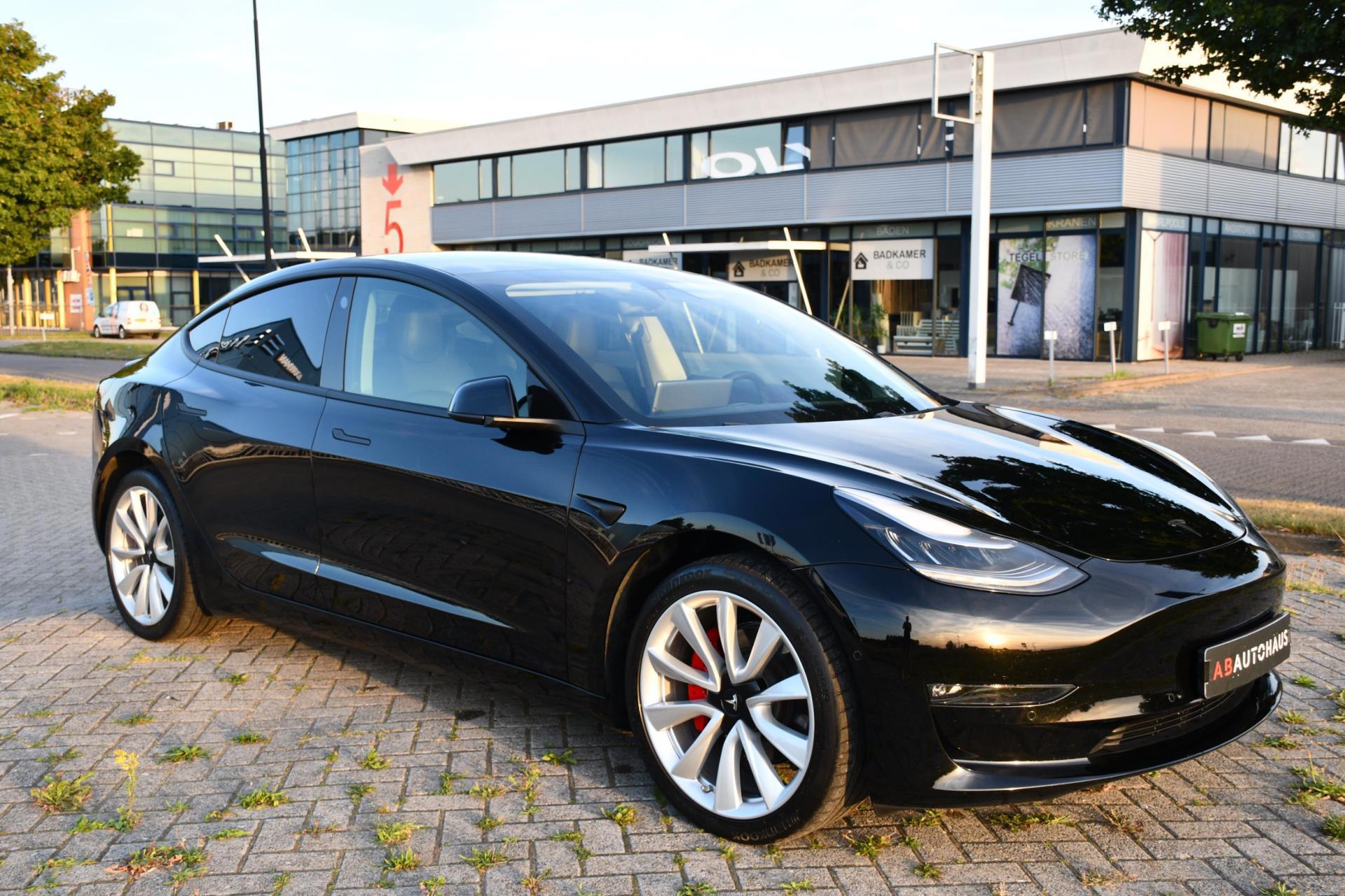 Tesla Model 3 Long Range FSD (2019), foto 20