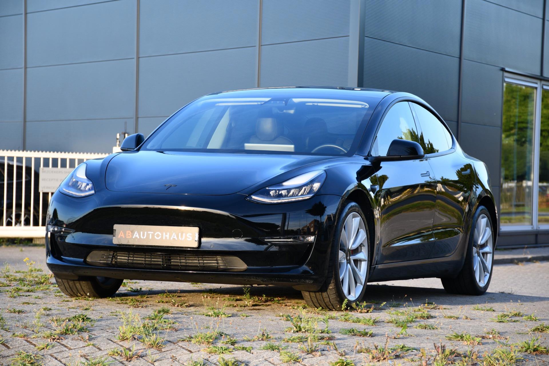Tesla Model 3 Long Range FSD (2019), foto 4