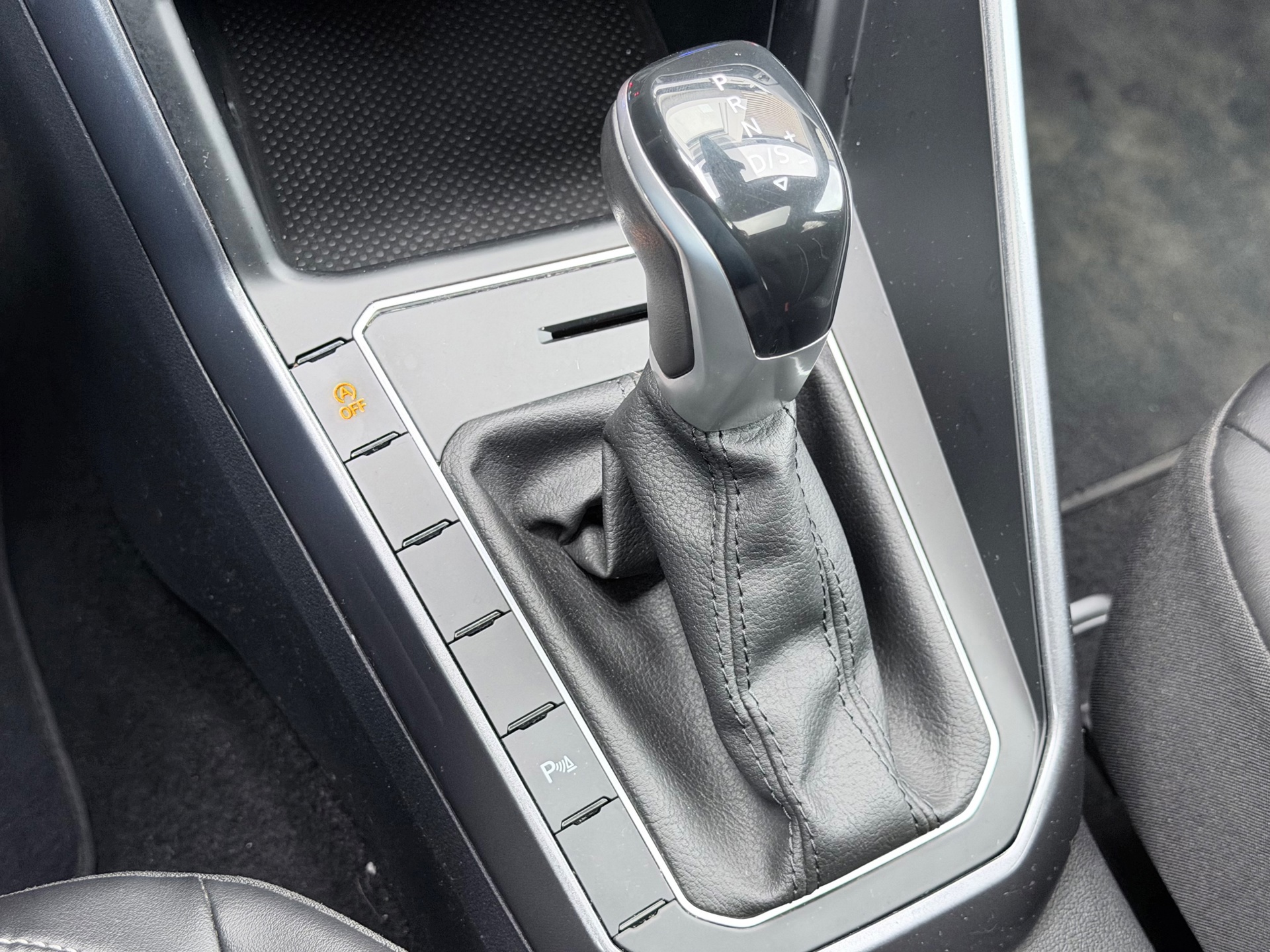 Volkswagen Taigo 1.0 TSI Style (2022), foto 16