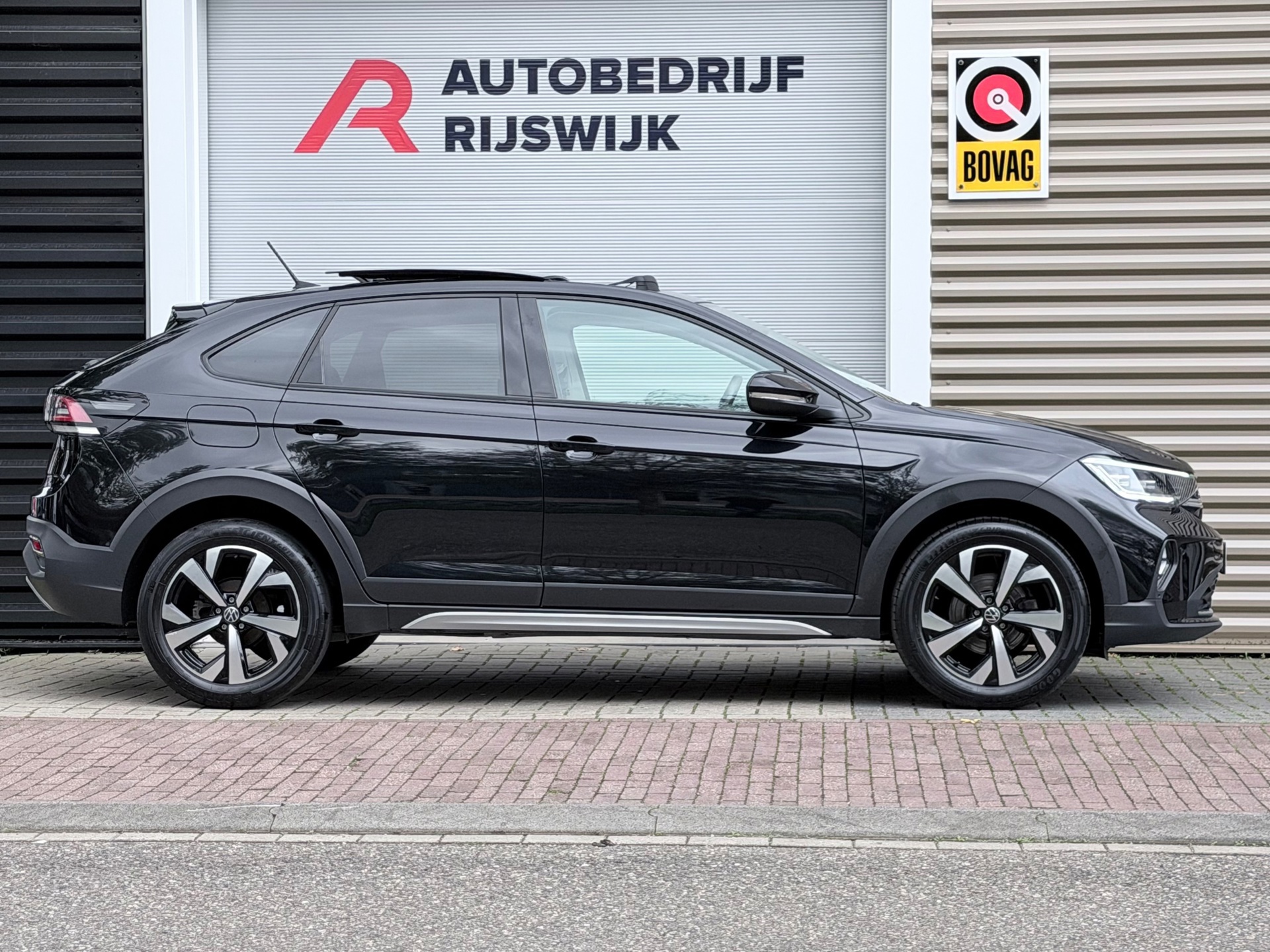 Volkswagen Taigo 1.0 TSI Style (2022), foto 5