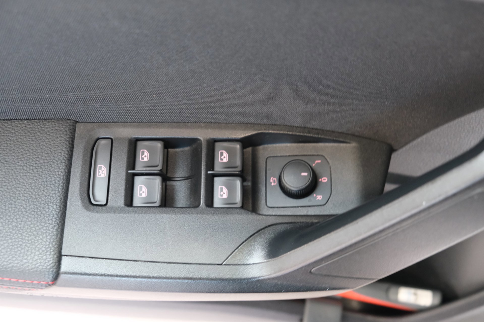 Seat Arona 1.0 TSI FR (2021), foto 12