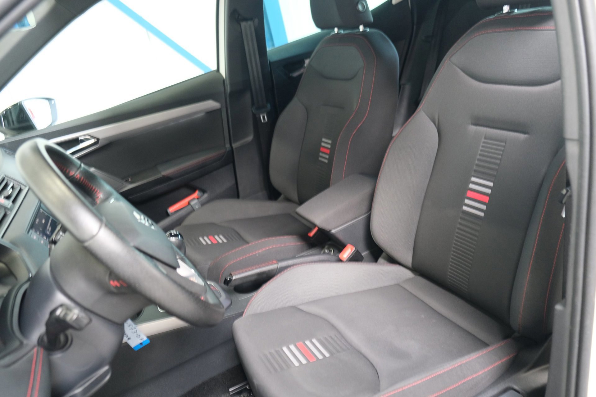 Seat Arona 1.0 TSI FR (2021), foto 13