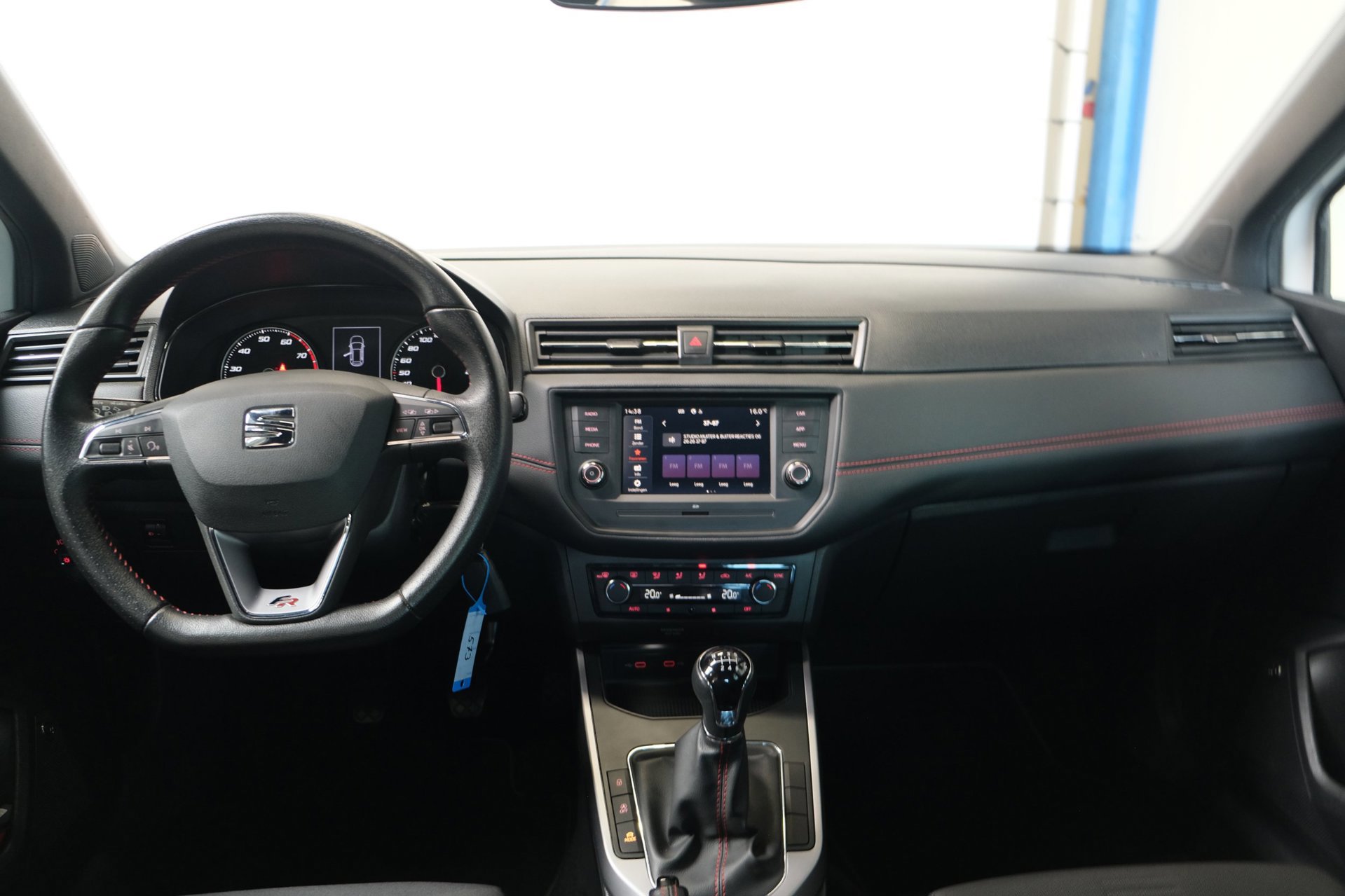 Seat Arona 1.0 TSI FR (2021), foto 14
