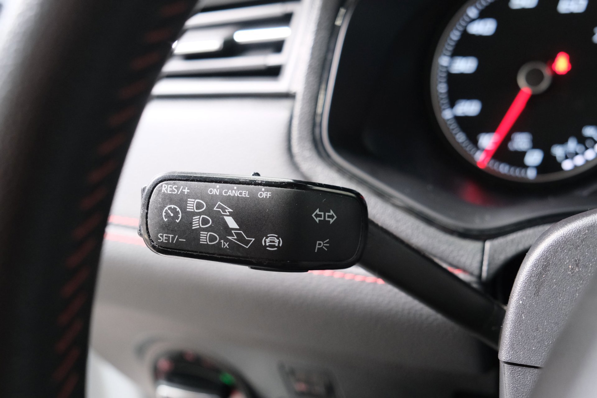 Seat Arona 1.0 TSI FR (2021), foto 25