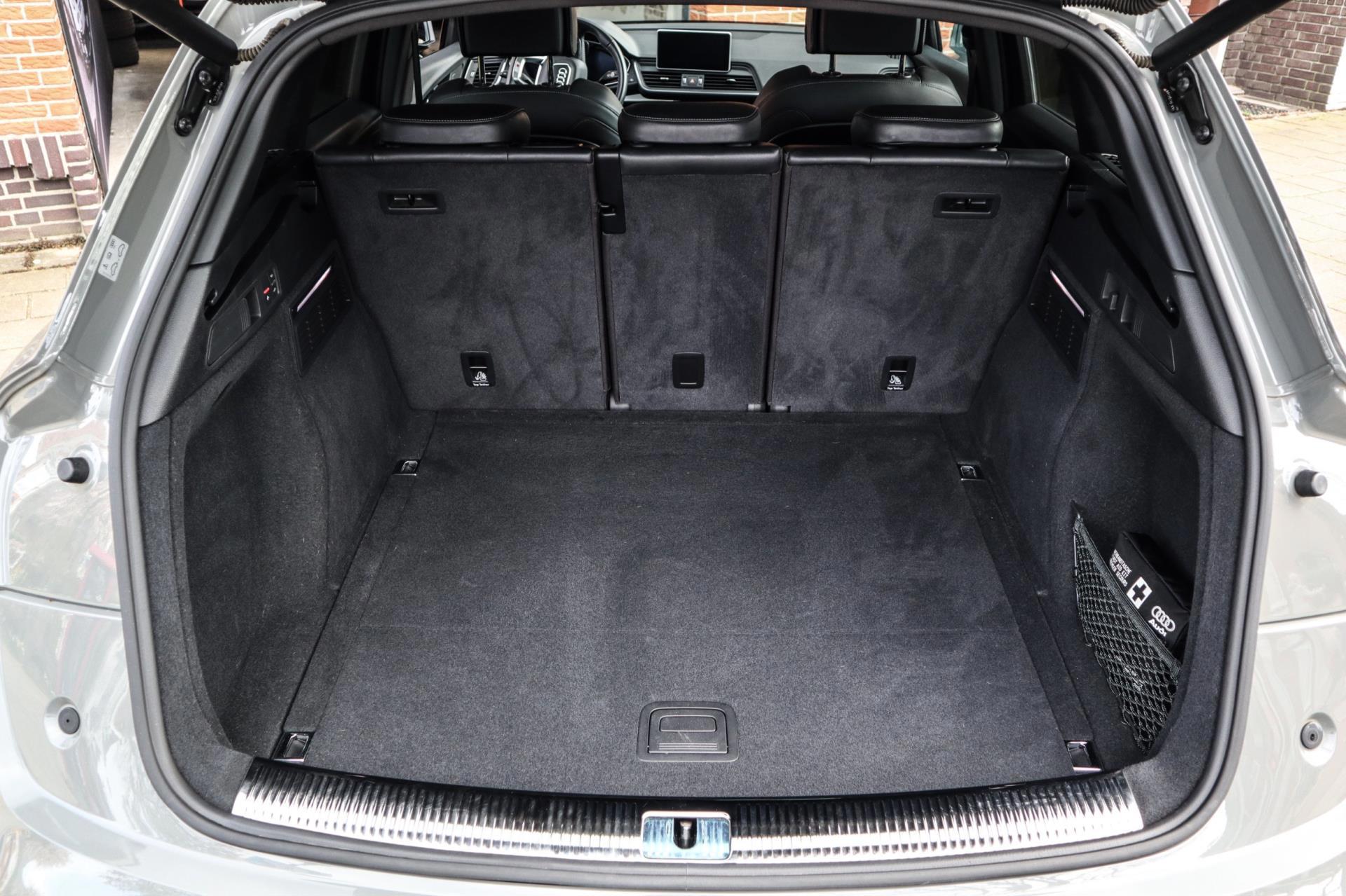 Audi SQ5 3.0 TFSI Quattro Pro Line (2018), foto 28