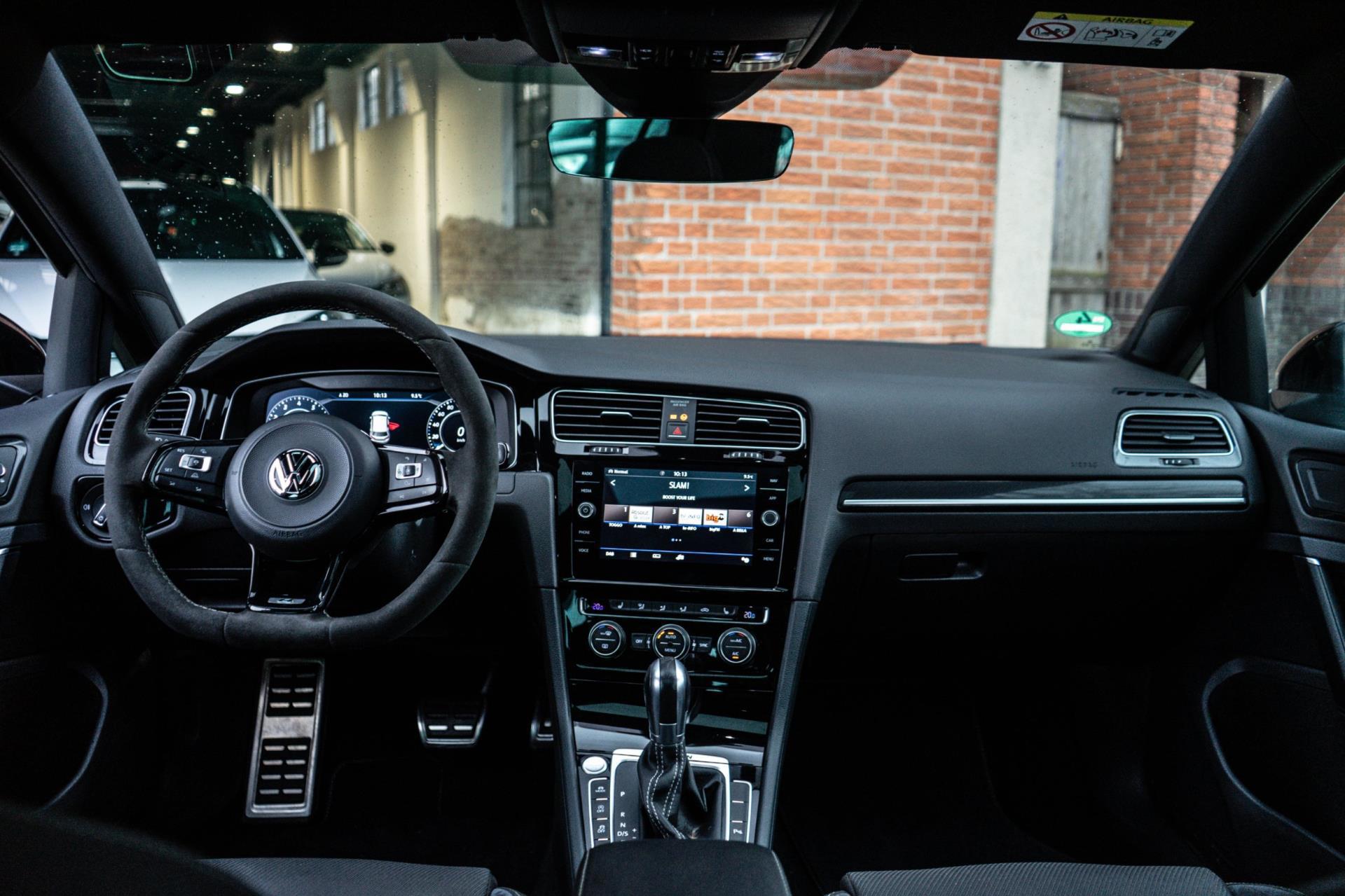 Volkswagen Golf 2.0 TSI 310PK 4Motion R (2017), foto 3