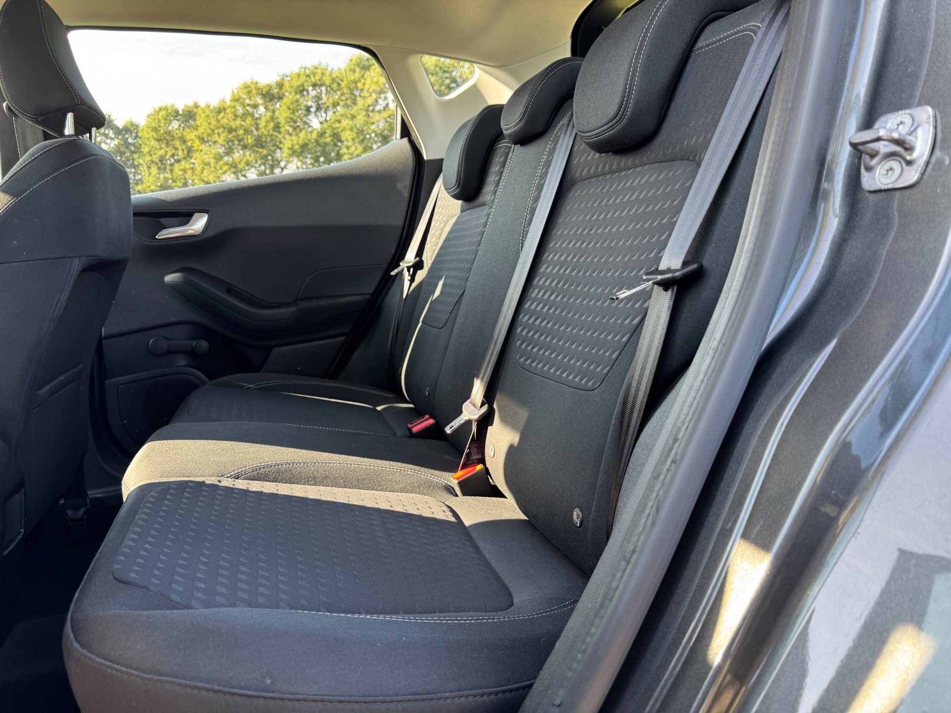 Ford Fiesta 1.0 EcoBoost Titanium top (2019), foto 8
