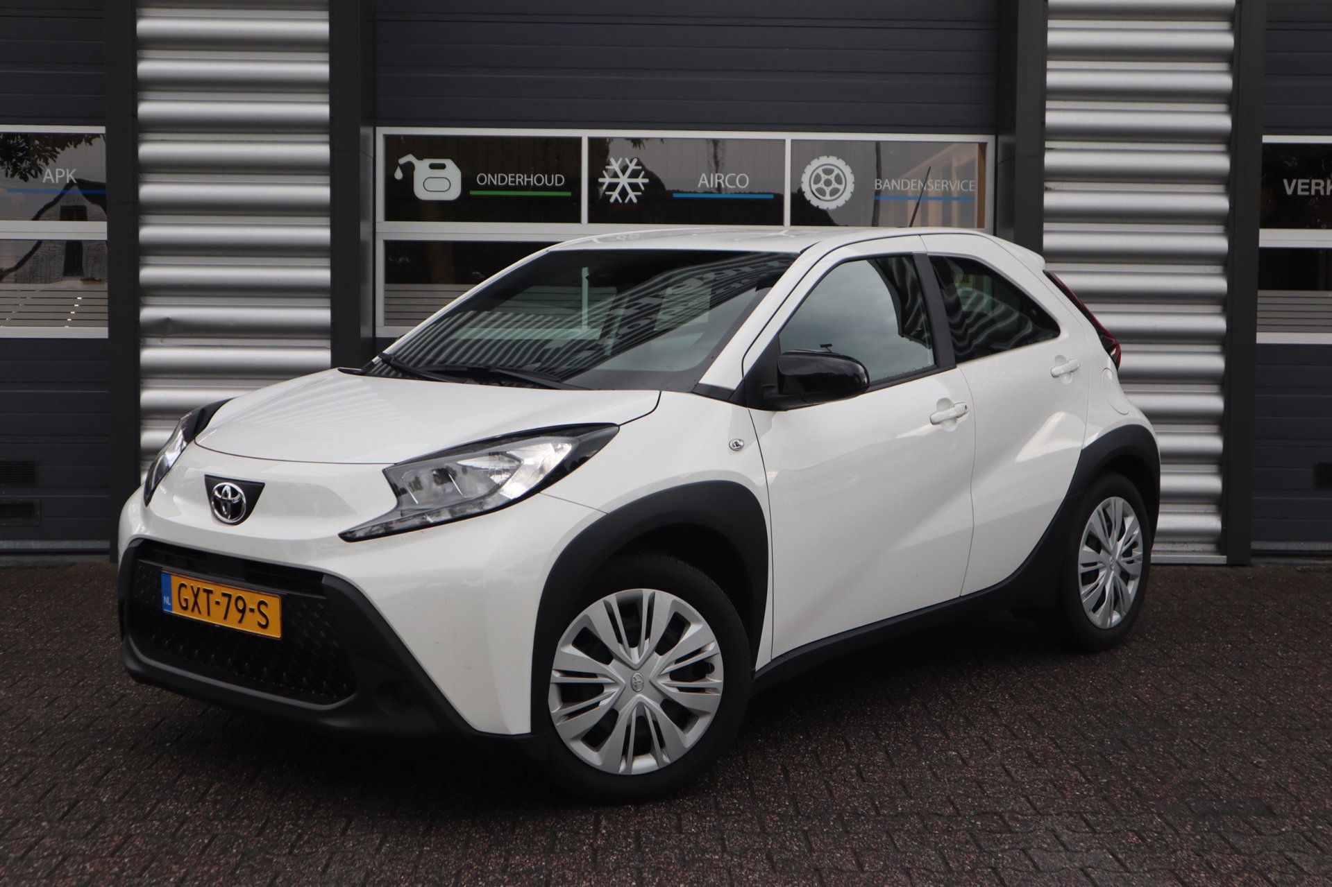 Toyota Aygo X 1.0 VVT-i MT Play Dealeronderhouden (2024), foto 1