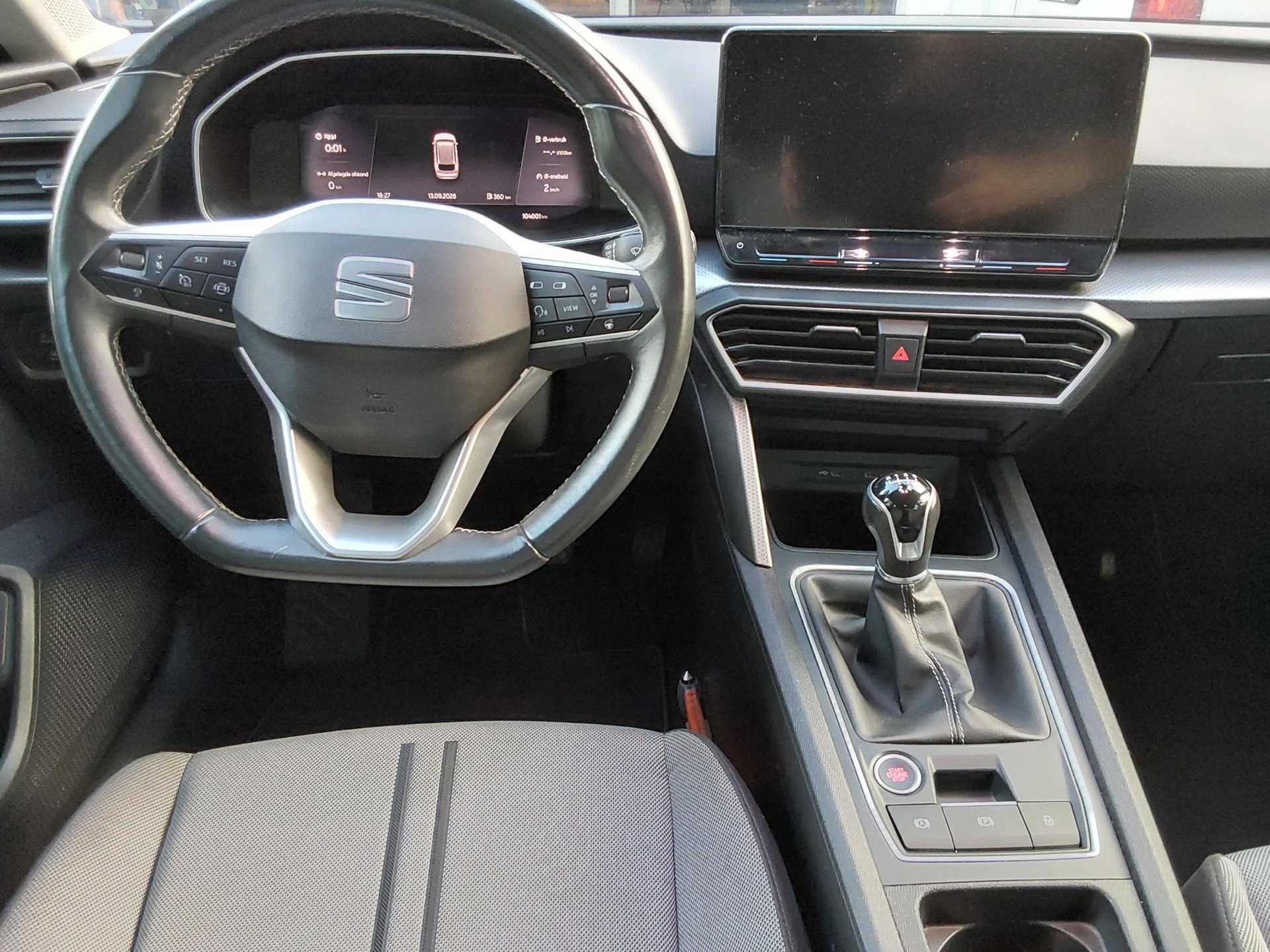 Seat Leon Sportstourer 1.0 TSI Style Business Intense (2022), foto 8