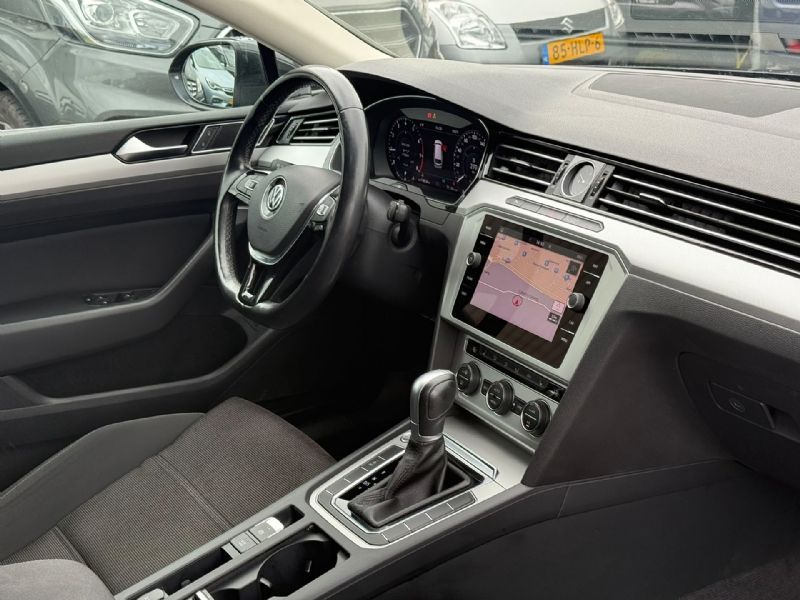 Volkswagen Passat Variant 1.8 TSI Highline (2018), foto 13