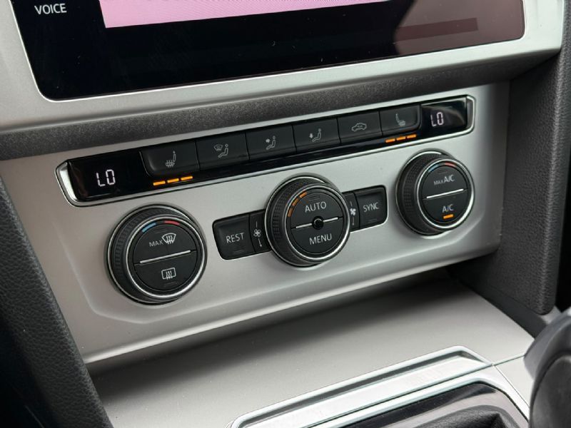 Volkswagen Passat Variant 1.8 TSI Highline (2018), foto 14