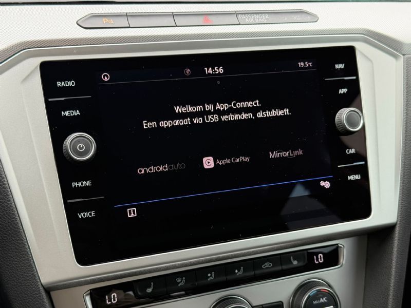 Volkswagen Passat Variant 1.8 TSI Highline (2018), foto 15