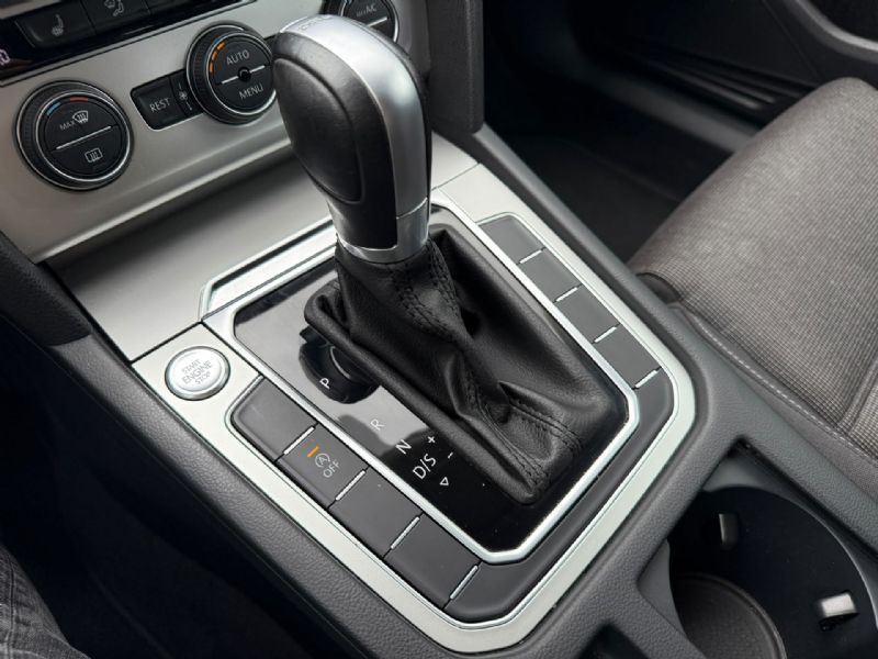 Volkswagen Passat Variant 1.8 TSI Highline (2018), foto 19