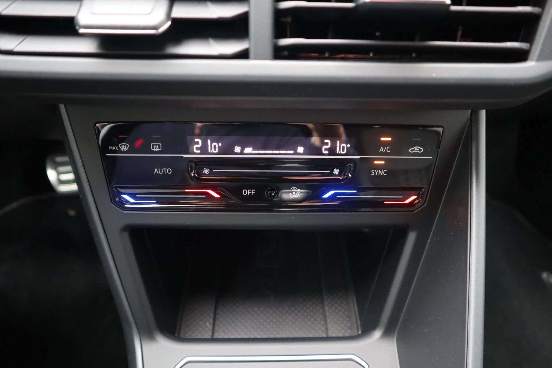 Volkswagen Polo 1.0 TSI 2x R-Line | BTW auto| (2024), foto 19