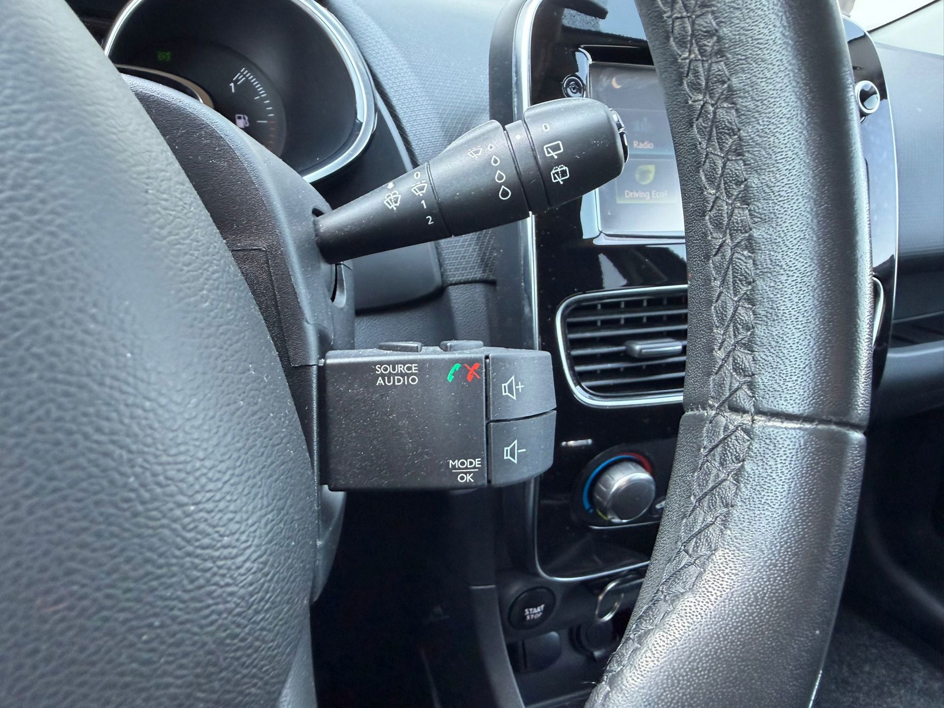 Renault Clio Estate 0.9 TCe Limited (2016), foto 10
