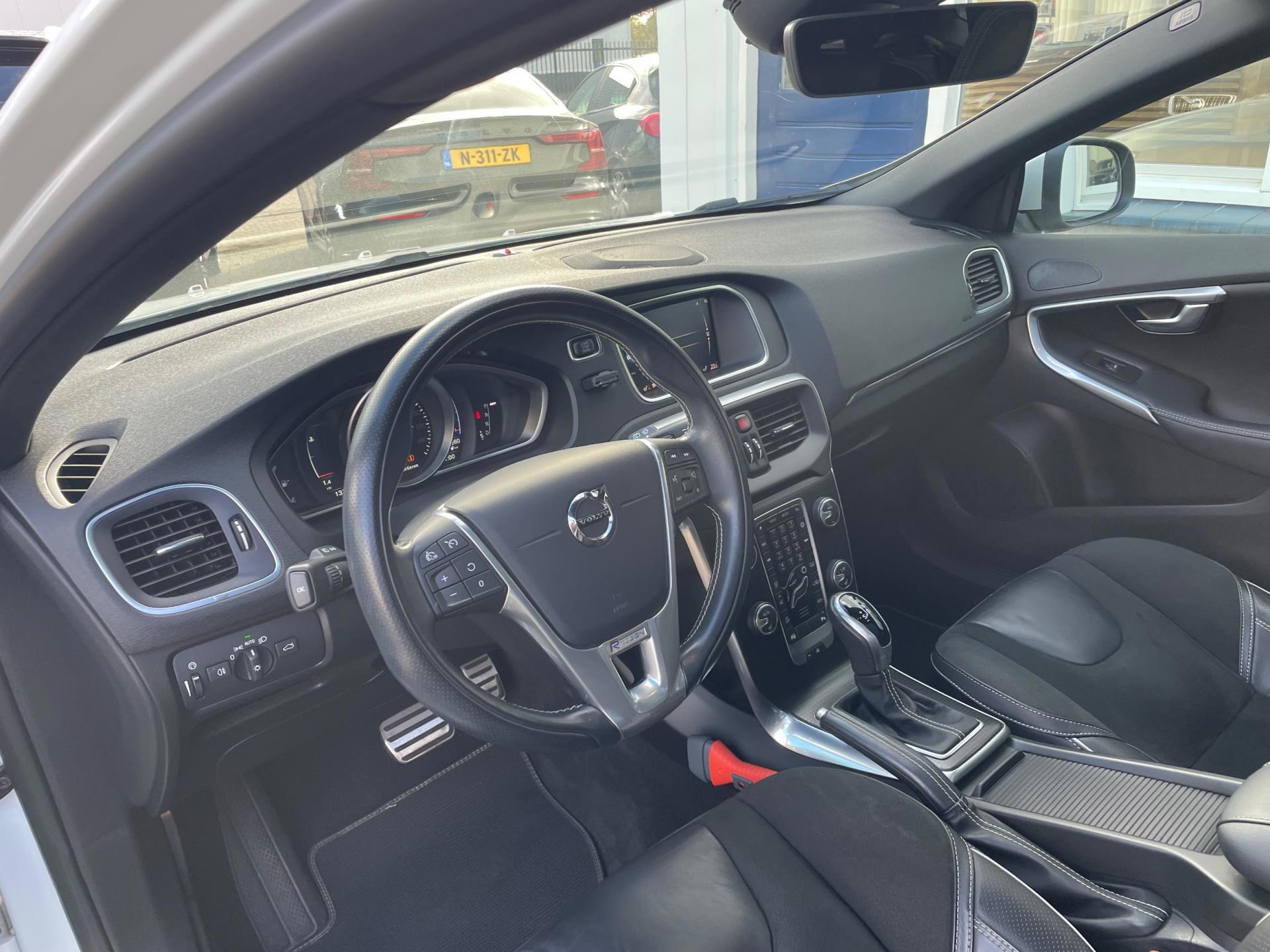 Volvo V40 1.5 T3 Polar (2019), foto 11