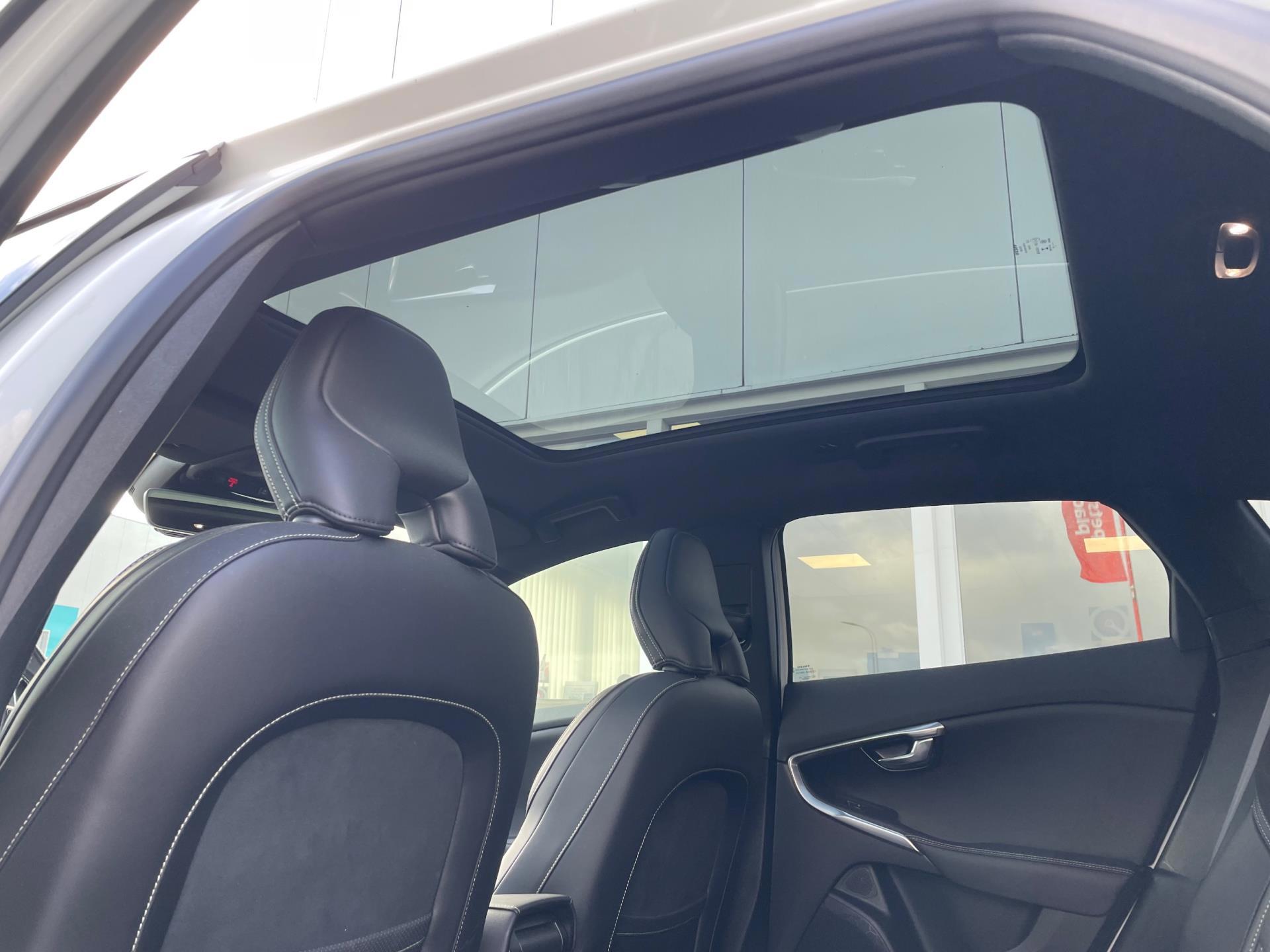 Volvo V40 1.5 T3 Polar (2019), foto 14