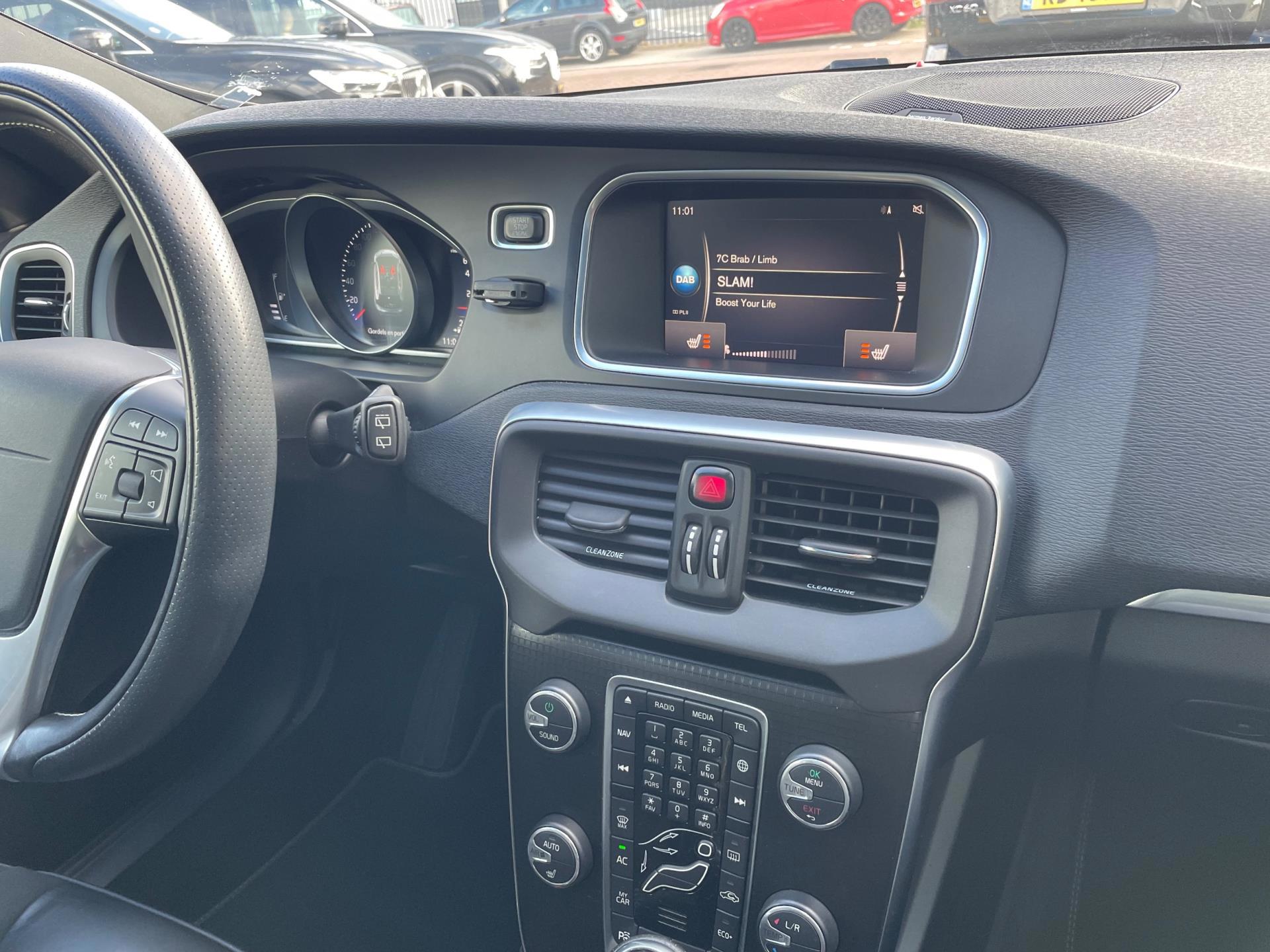 Volvo V40 1.5 T3 Polar (2019), foto 18