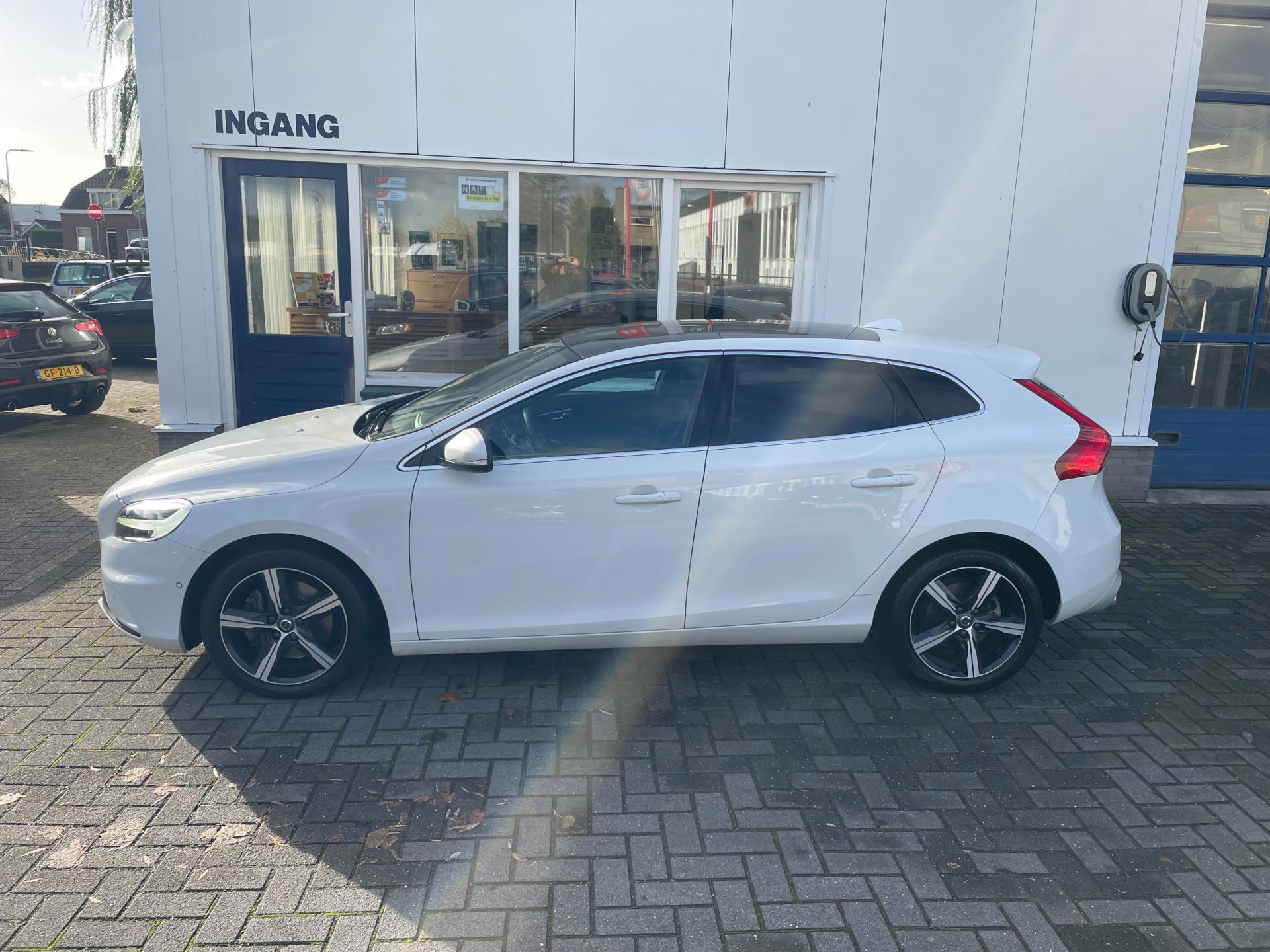 Volvo V40 1.5 T3 Polar (2019), foto 5