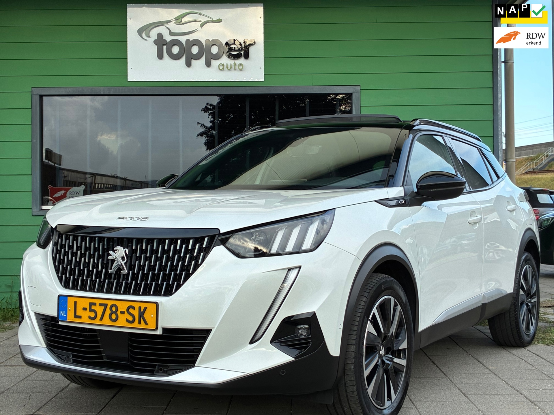 Peugeot 2008 1.2 PureTech GT (2021), foto 1